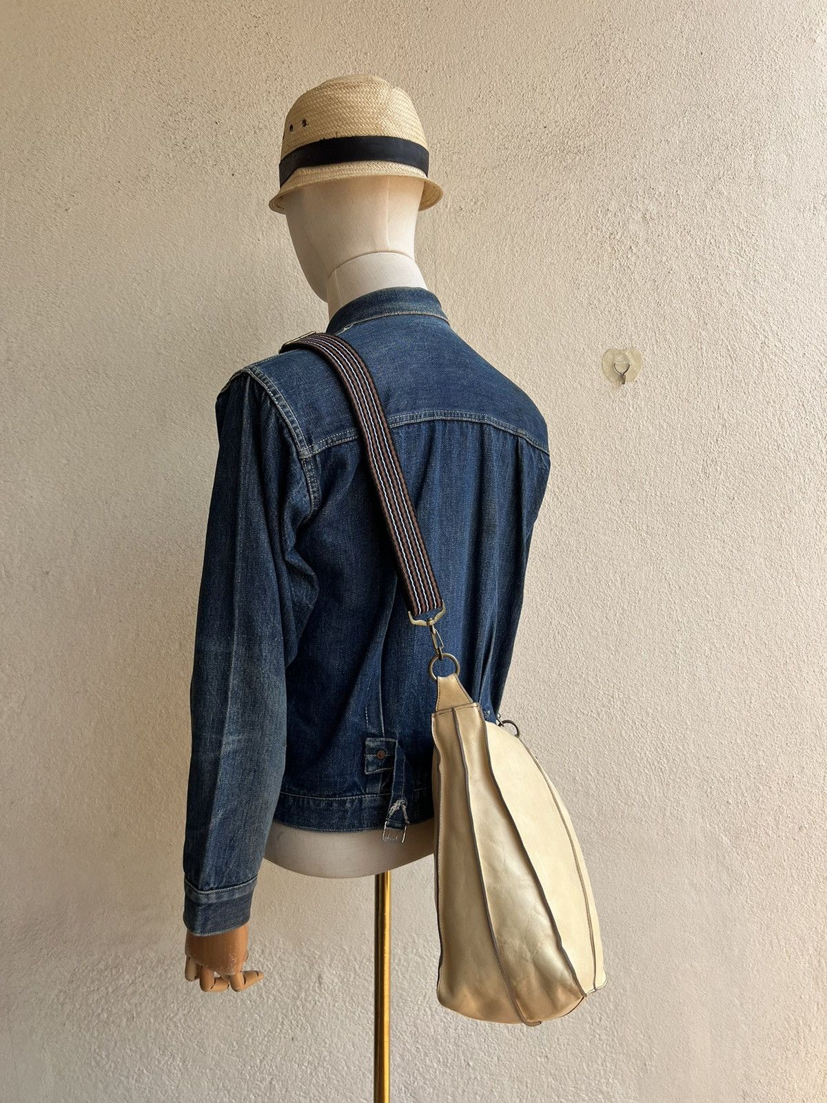 Leather Vintage B. Stuff Japan Patina Leather Sling Bag Size ONE SIZE - 5 Thumbnail
