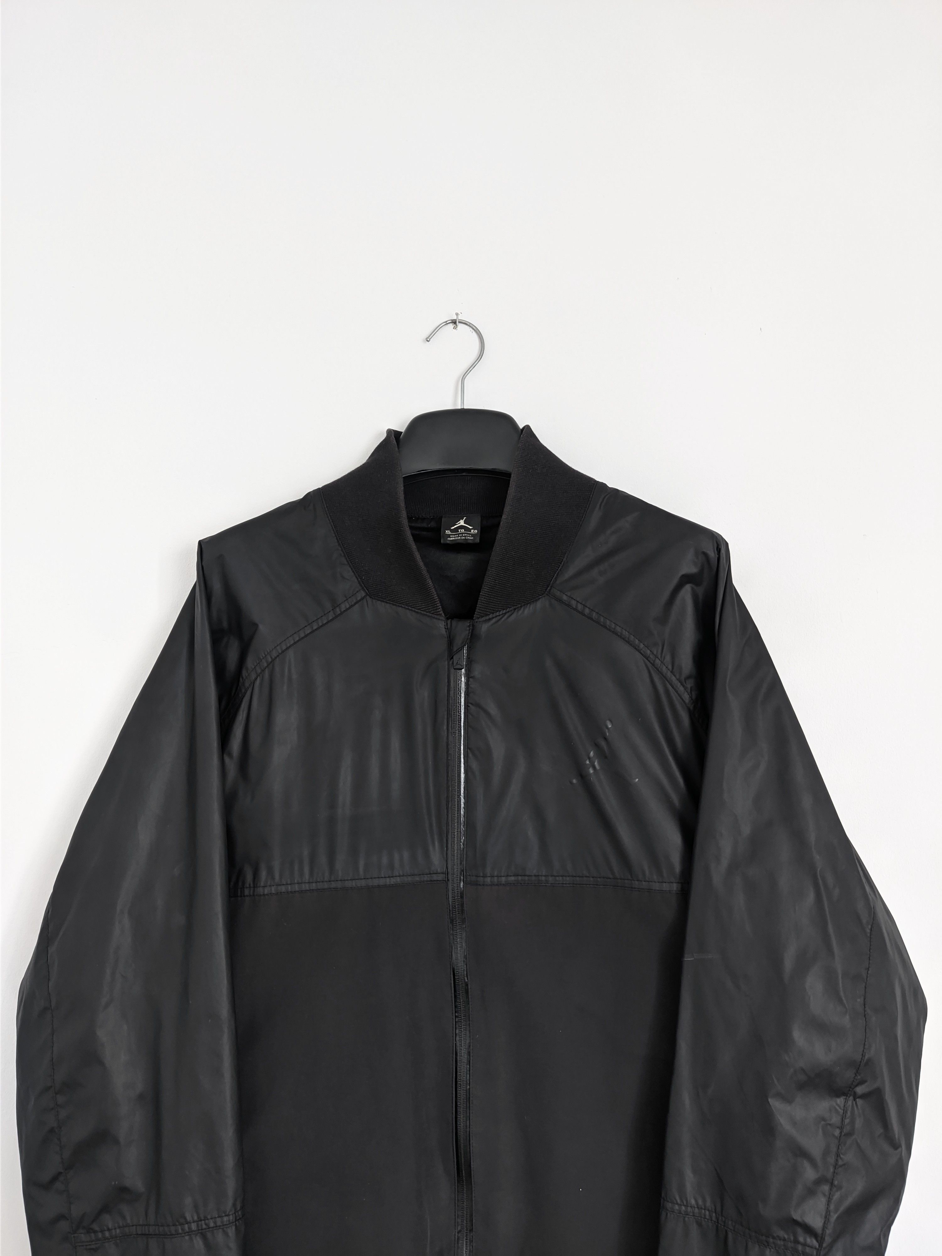 Nike Air Jordan bomber jacket nylon zip