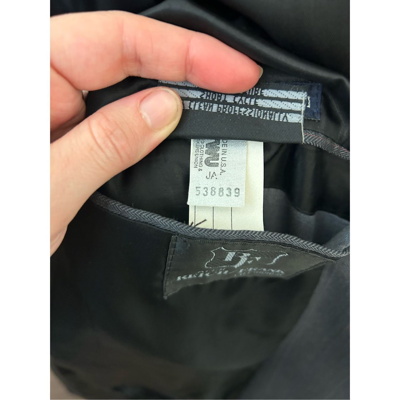 Burberry Burberry’s Pure Wool Gray Pinstripe Two-Button Blazer Sz 44R Size 44R - 7 Thumbnail