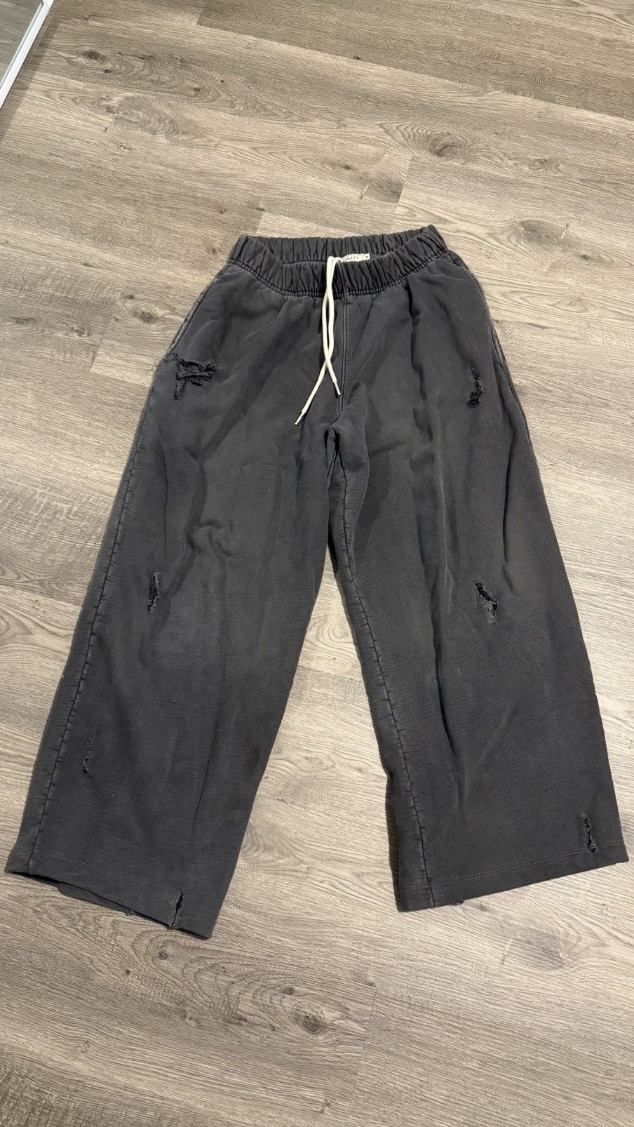 Trinity The Label Wumbo Sweatpants Size US 31 - 1 Thumbnail