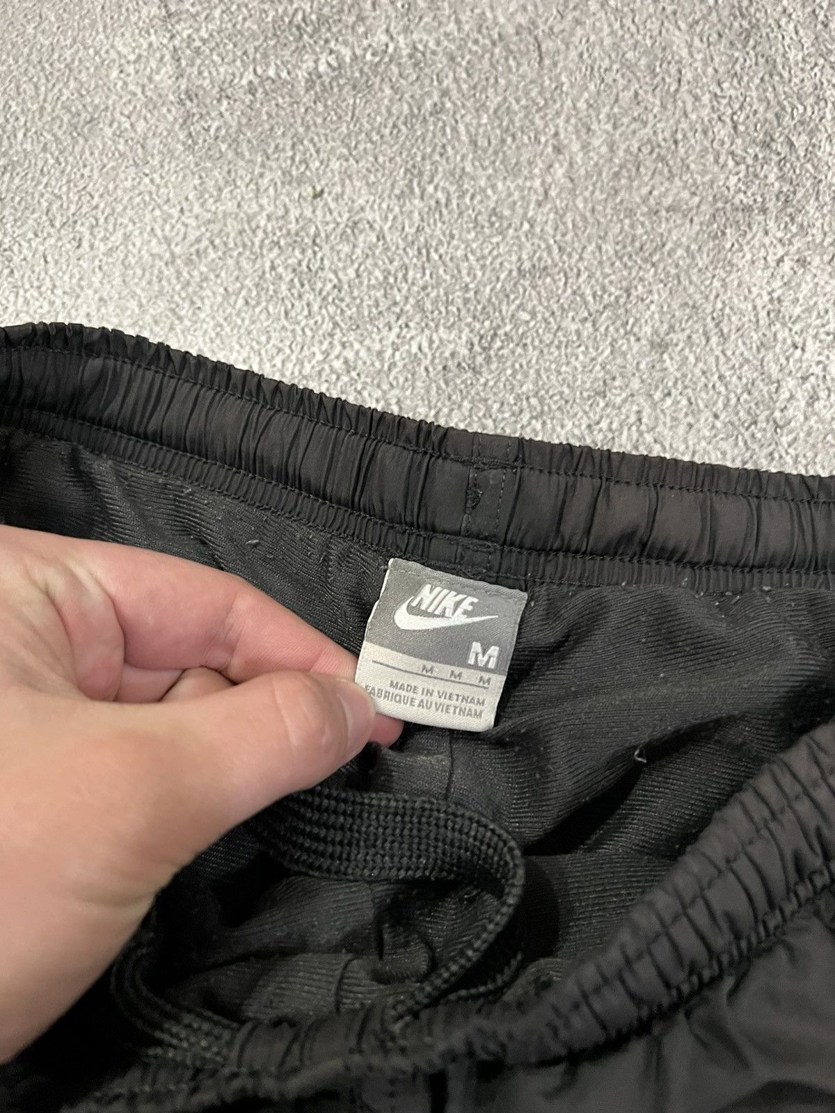 Vintage Vintage Y2k Nike Nylon Drill Track Pants 00’s Size US 32 / EU 48 - 12 Thumbnail
