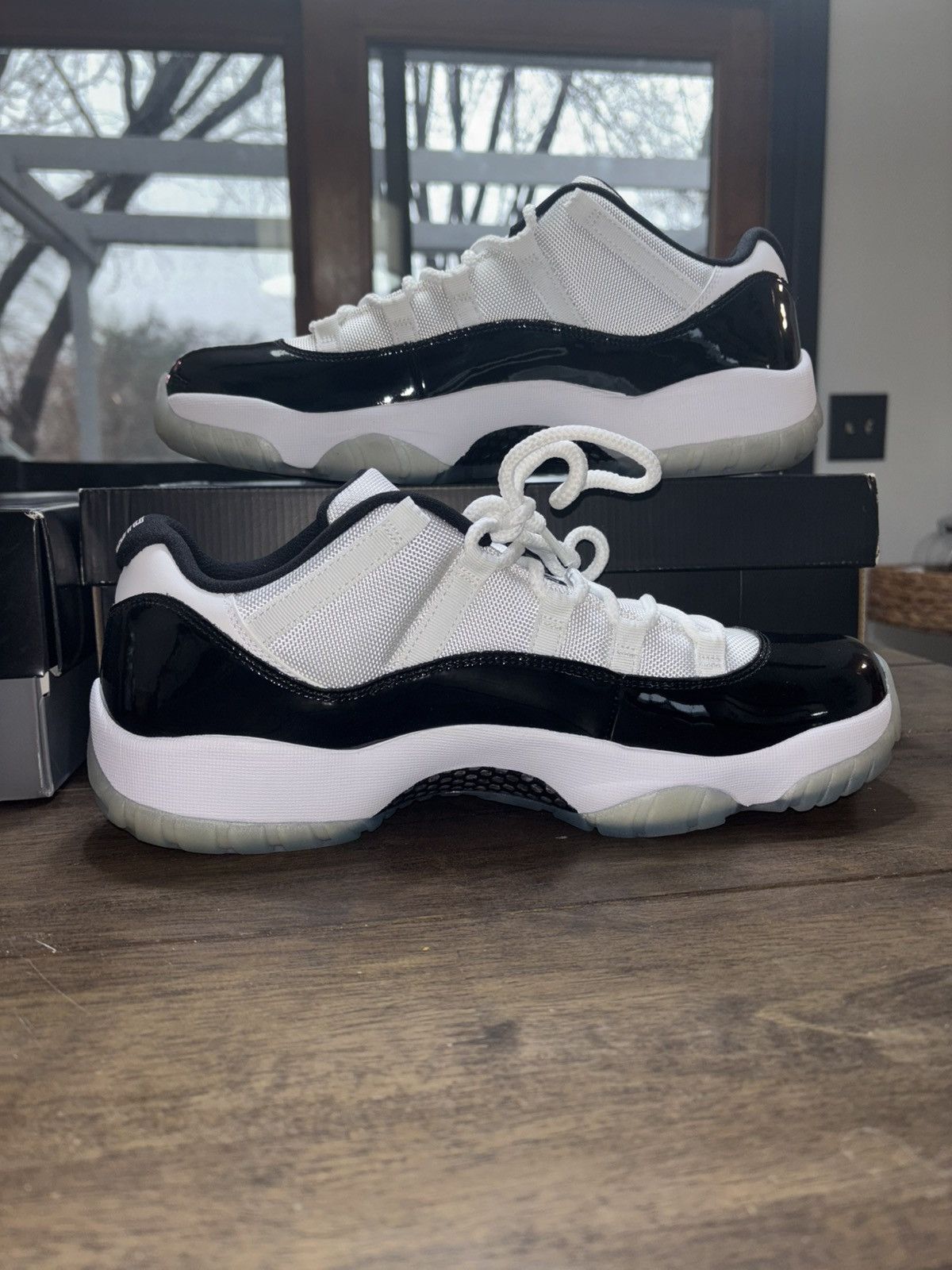 Nike Jordan 11 low concord Size US 12 / EU 45 - 2 Thumbnail
