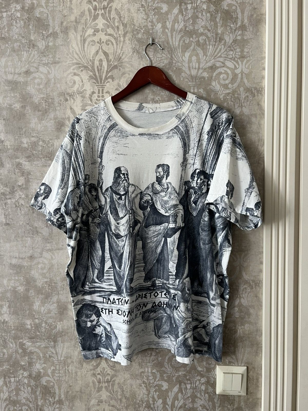 Vintage Vintage All Over Print School of Athens Philosophy Graphic T Size US L / EU 52-54 / 3 - 1 Thumbnail