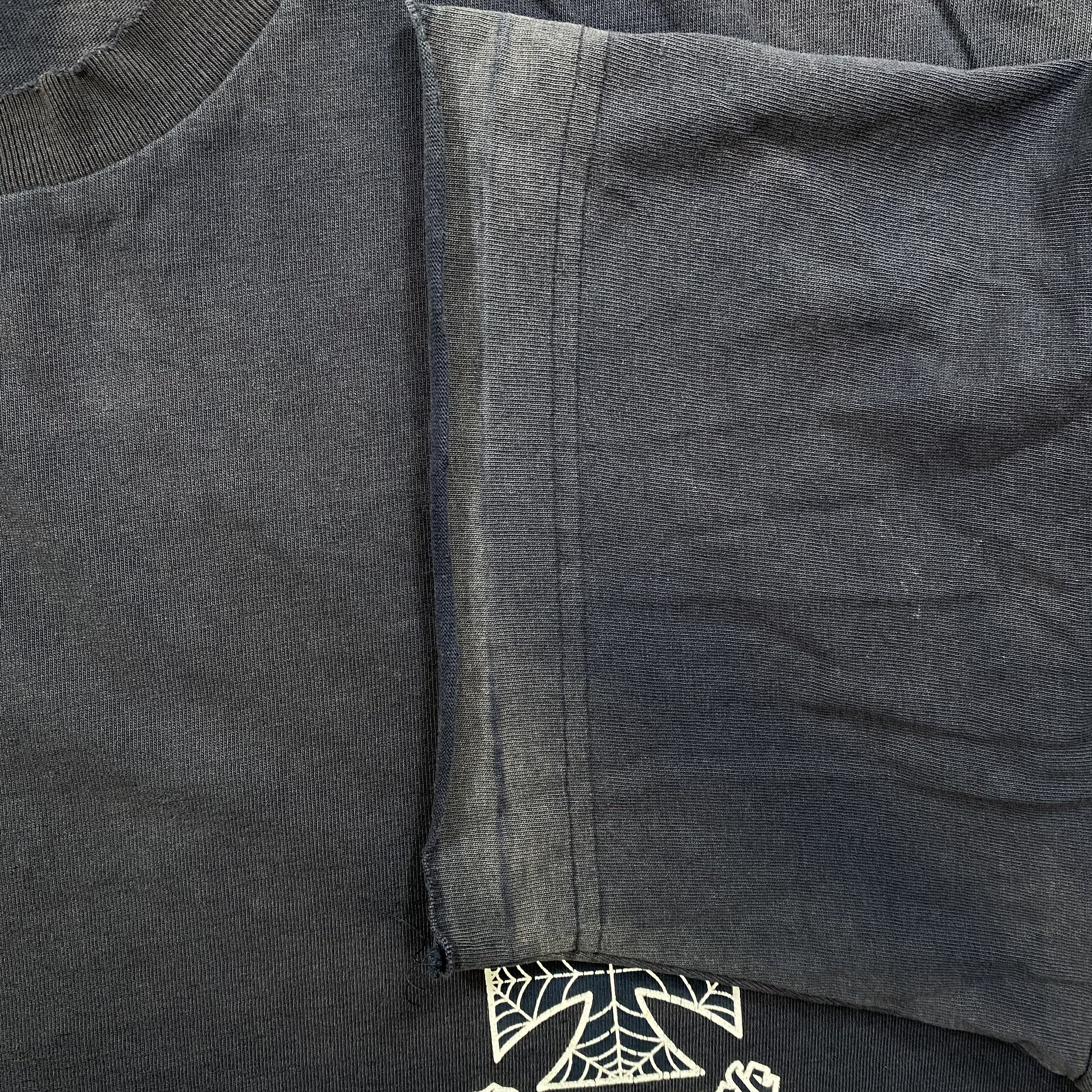 Japanese Brand Vintage sun faded big logo tshirt-N021 Size US L / EU 52-54 / 3 - 7 Thumbnail