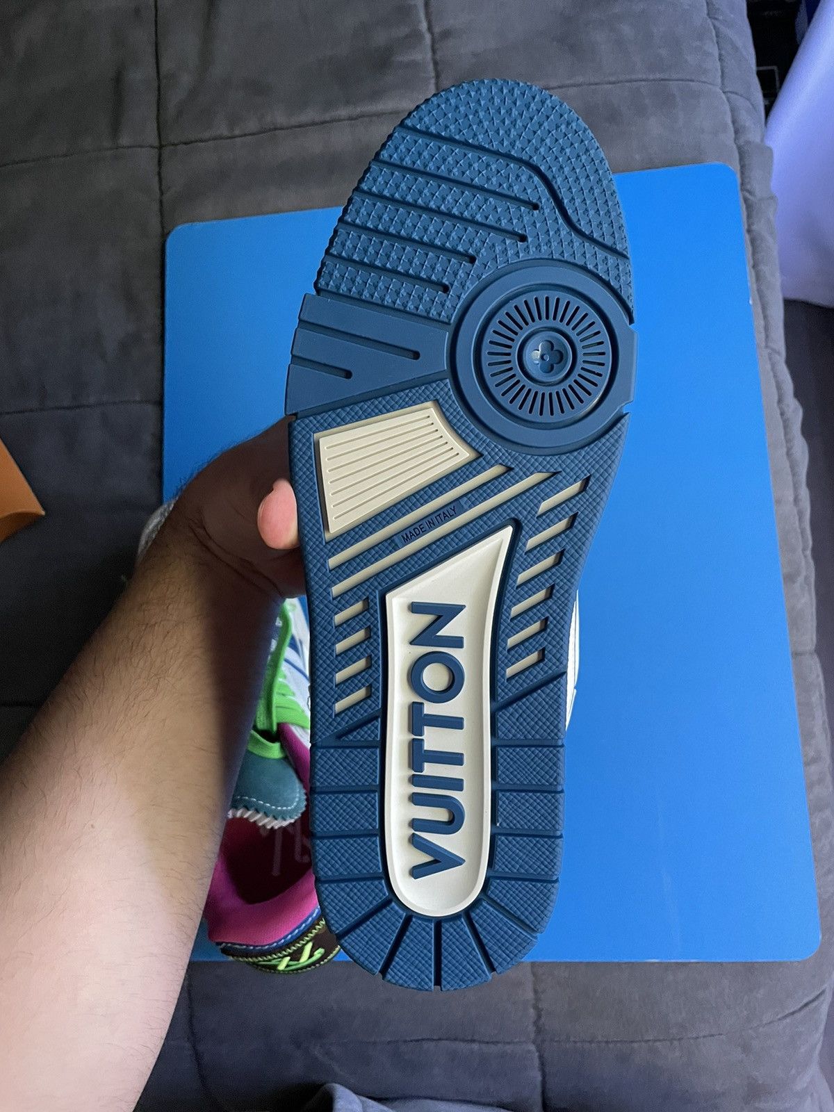 Louis Vuitton Louis Vuitton SoHo Exclusive White Upcycled Trainer Sneaker Size US 8 / EU 41 - 19 Thumbnail
