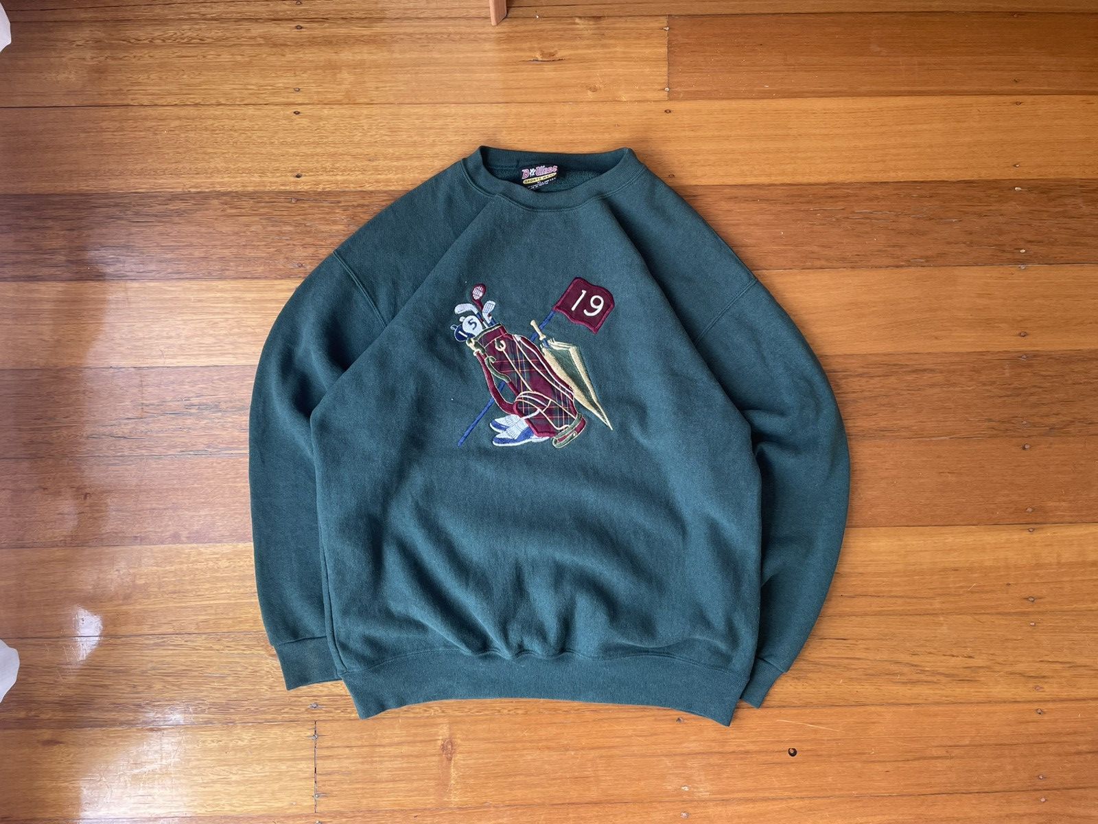 Vintage Vintage Embroidered Golf Graphic Crew Neck Jumper Size US XL / EU 56 / 4 - 1 Thumbnail