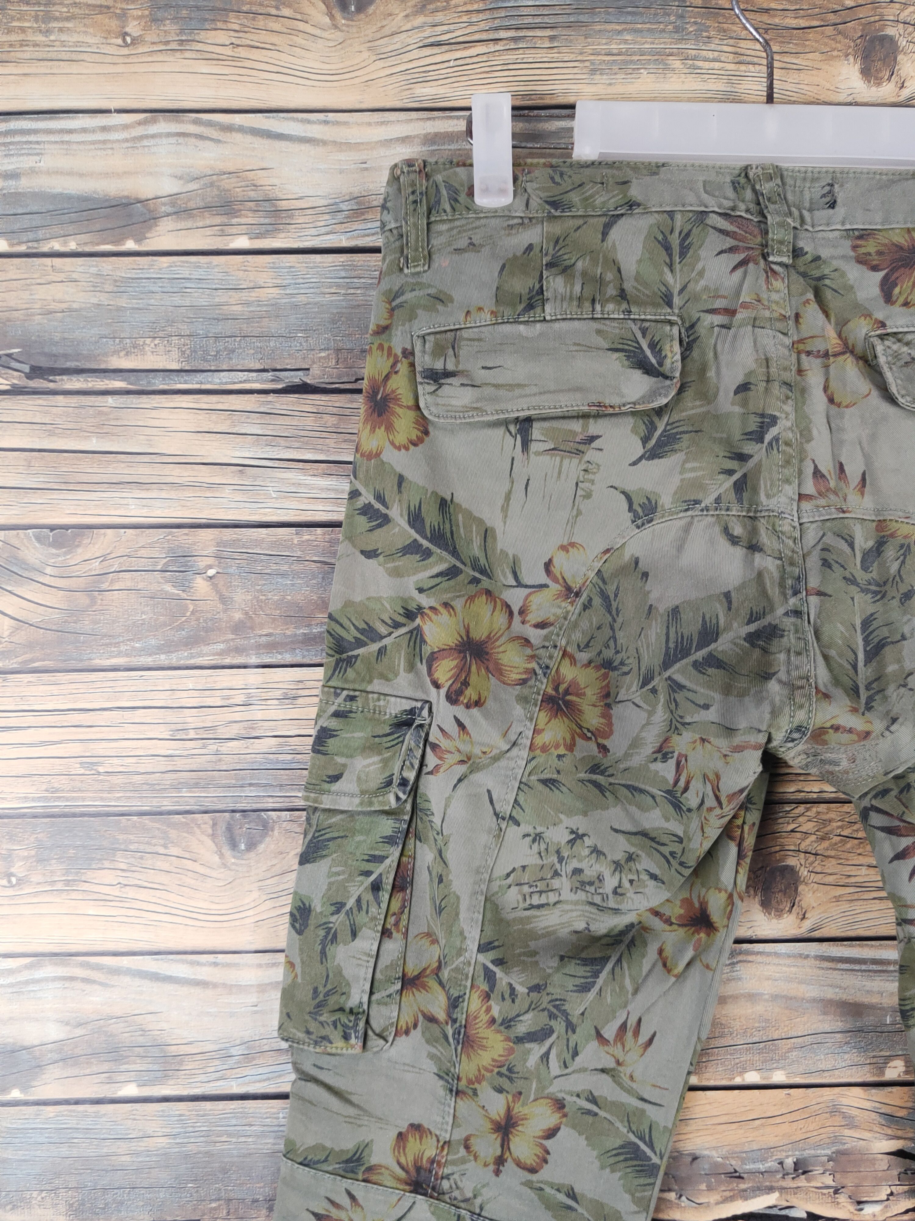 Japanese Brand DLL For One Olive Multipocket Tactical Cargo Pants #1498 Size 30" / US 8 / IT 44 - 9 Thumbnail