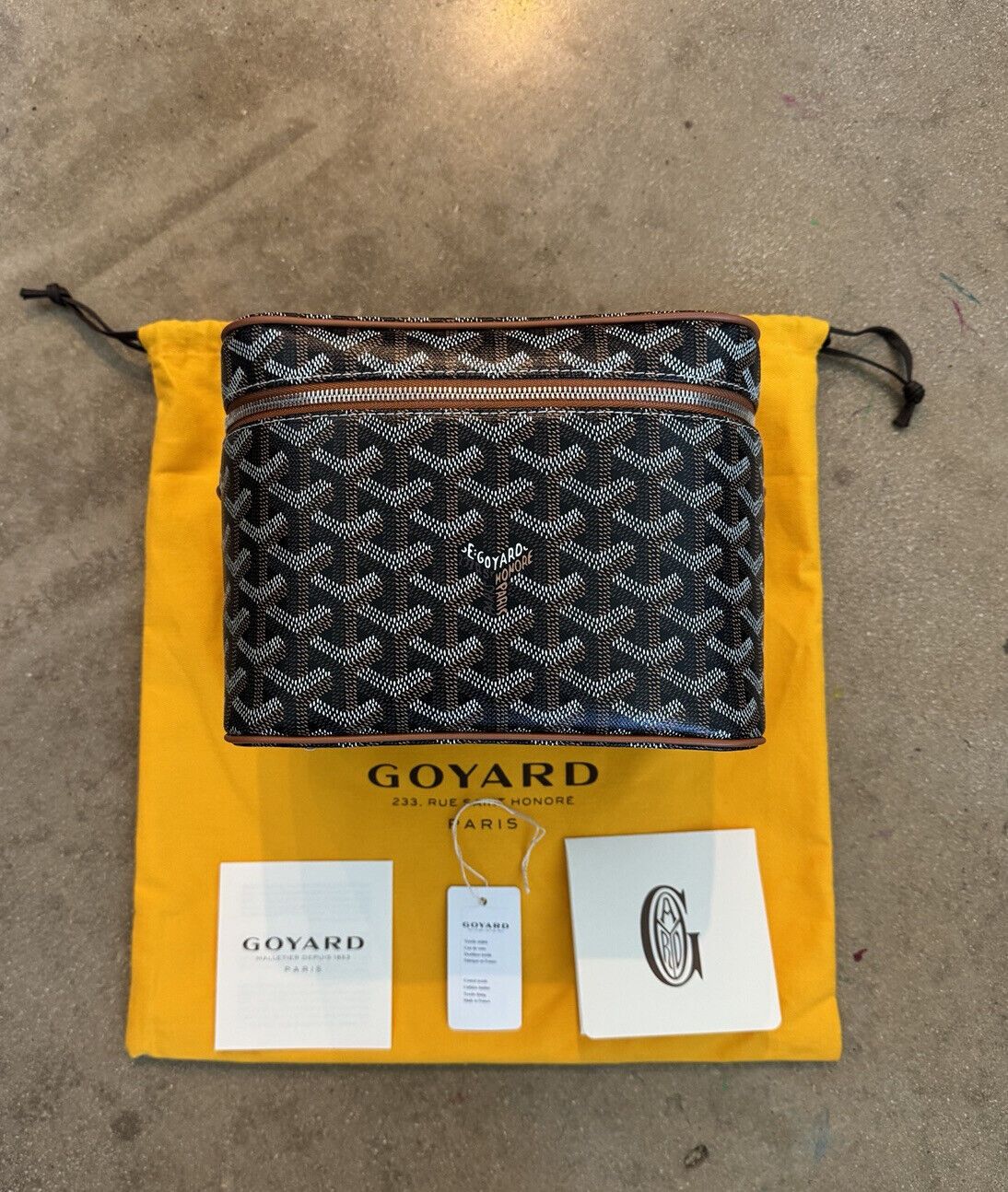 Goyard Grey Goyardine Muse Vanity PM Case – The Closet