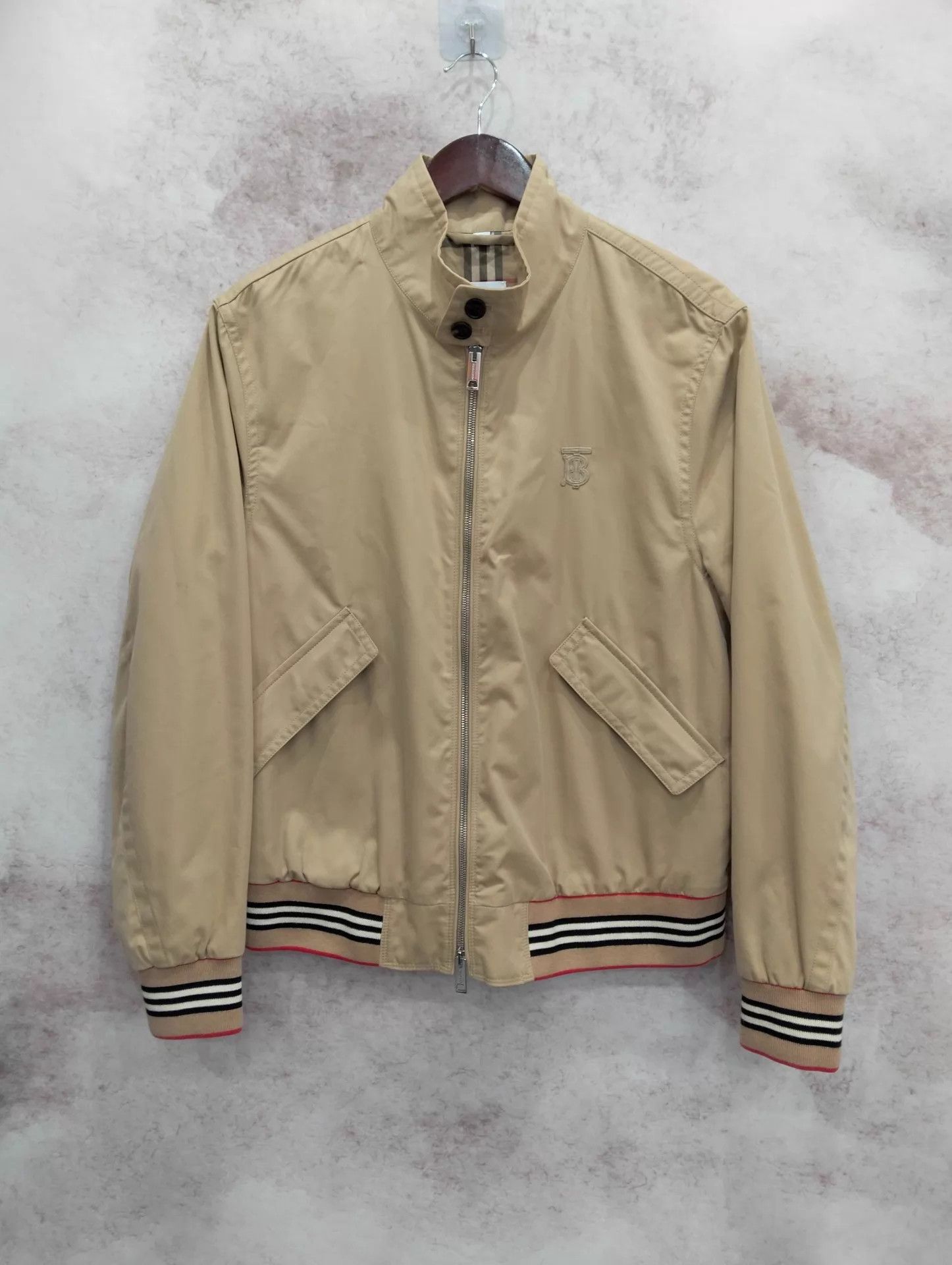 Burberry Burberry striped logo long sleeve jacket size 50 98 new Size US M / EU 48-50 / 2 - 1 Thumbnail
