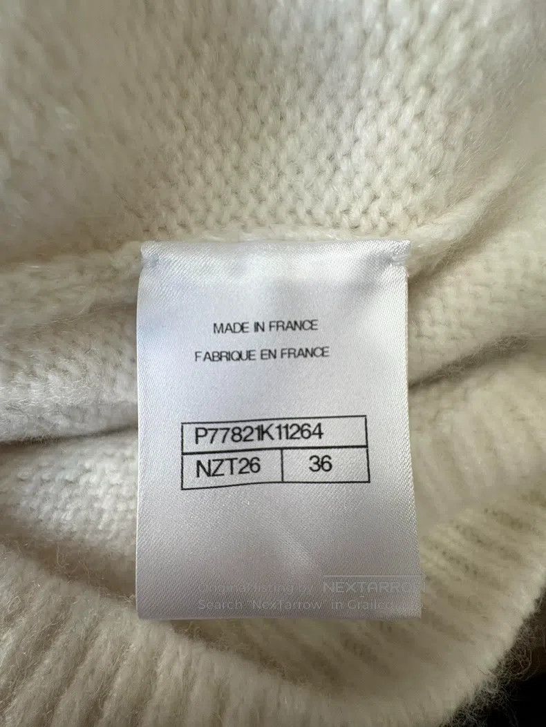Chanel Chanel Ski Series White Flower Turtleneck Cashmere Sweater Size XS / US 0-2 / IT 36-38 - 6 Thumbnail
