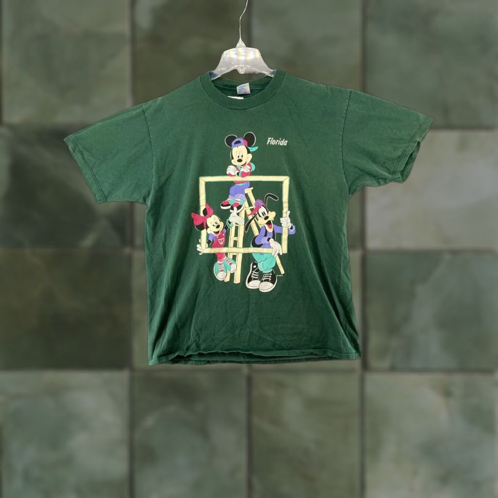 Disney VINTAGE Disney Mickey Mouse T-Shirt XL Green Graphic Print 90s Mens Size US XL / EU 56 / 4 - 1 Thumbnail
