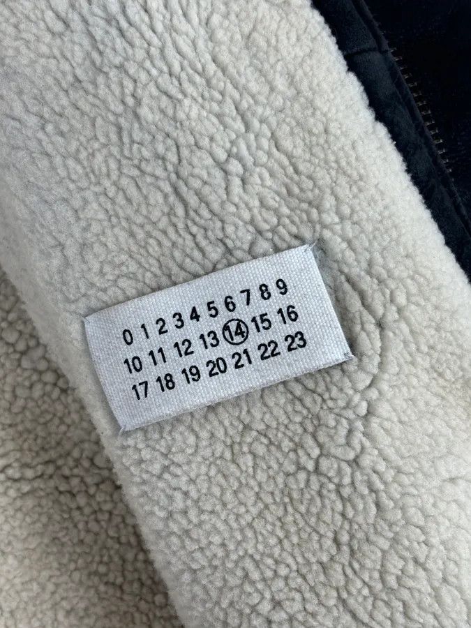 Maison Margiela AW2011 Maison Margiela Shearling Faded Black Leather Jacket Size US M / EU 48-50 / 2 - 9 Thumbnail