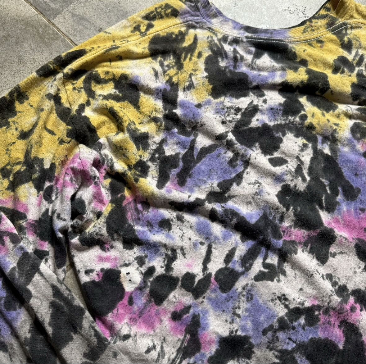 Market LS tie-dye Chinatown Size US L / EU 52-54 / 3 - 6 Thumbnail