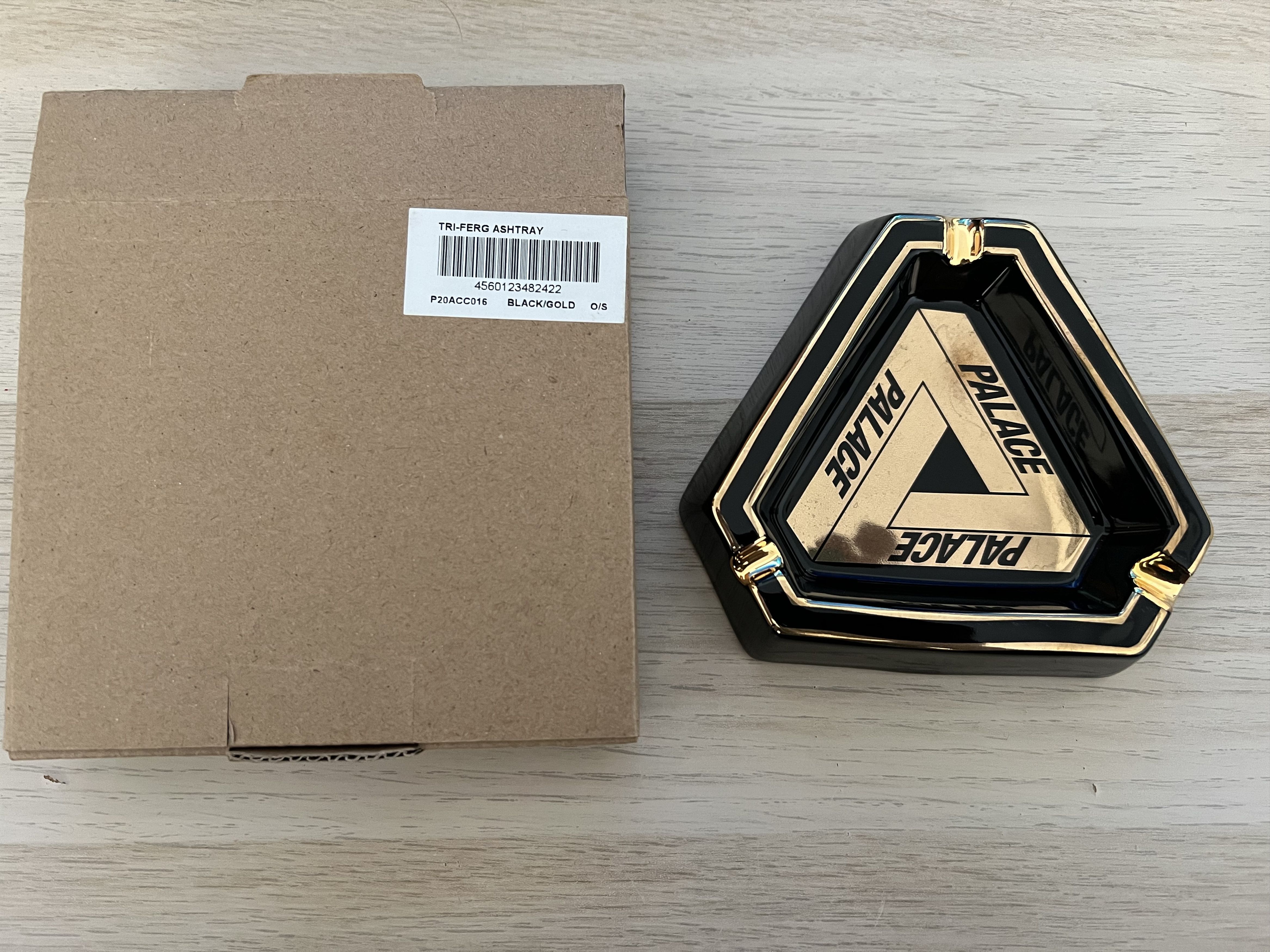 Palace Palace Tri-Ferg Ash Tray black/gold SS21 Size ONE SIZE - 2 Thumbnail