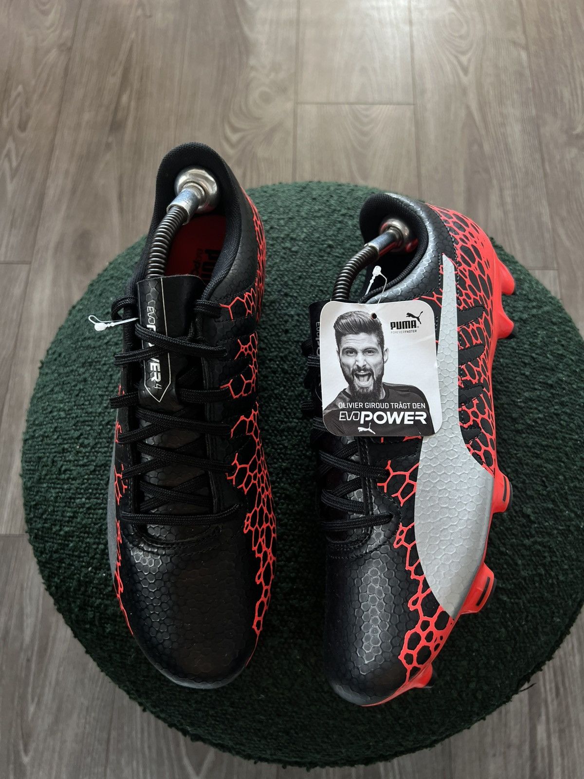 Puma Puma EvoPower 4 X Oliver Giroud Black/Red New Football Boots Size US 10.5 / EU 43-44 - 9 Thumbnail