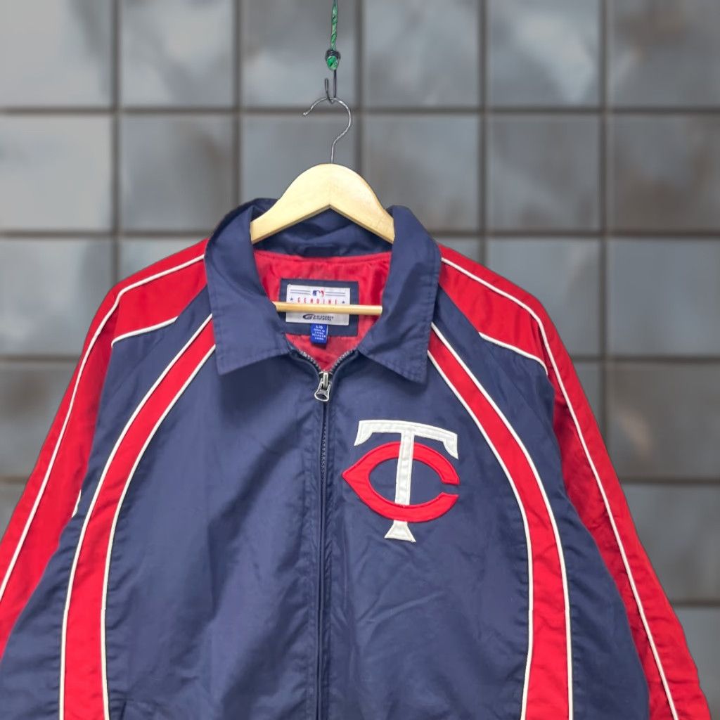 MLB VINTAGE MLB Minnesota Twins Windbreaker Jacket Men L Red 90s Theme Windbreaker Jacket Size US L / EU 52-54 / 3 - 1 Thumbnail