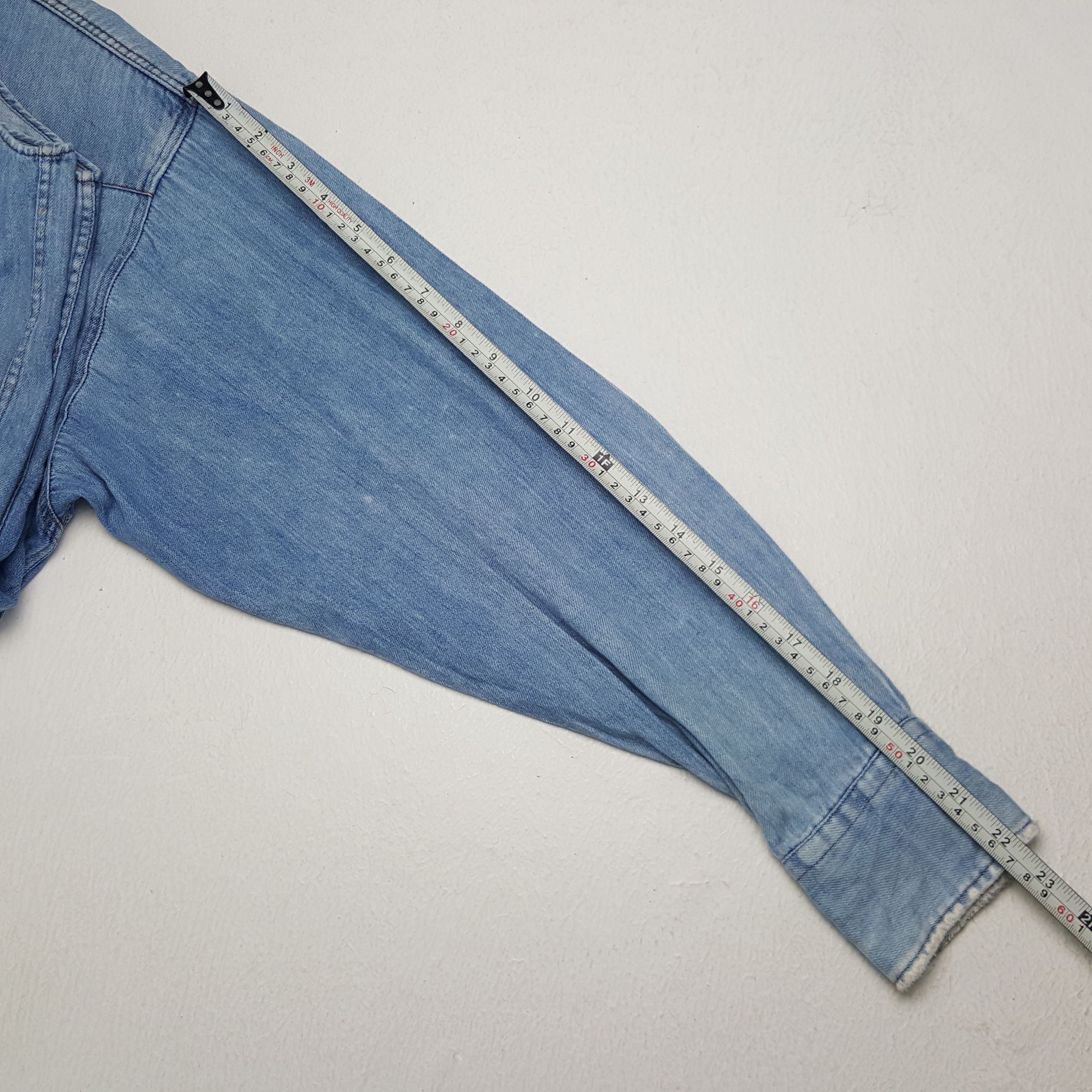 Japanese Brand × Vintage × Wrangler Vintage Wrangler Japanese Denim Button Up Shirt Size US L / EU 52-54 / 3 - 6 Thumbnail