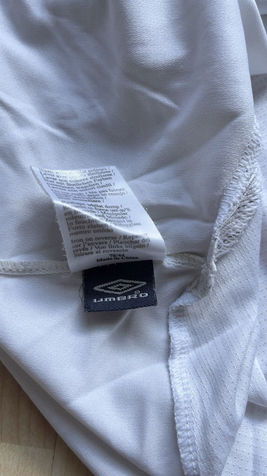 Umbro England 2005-07 Home Kit Size US L / EU 52-54 / 3 - 5 Thumbnail