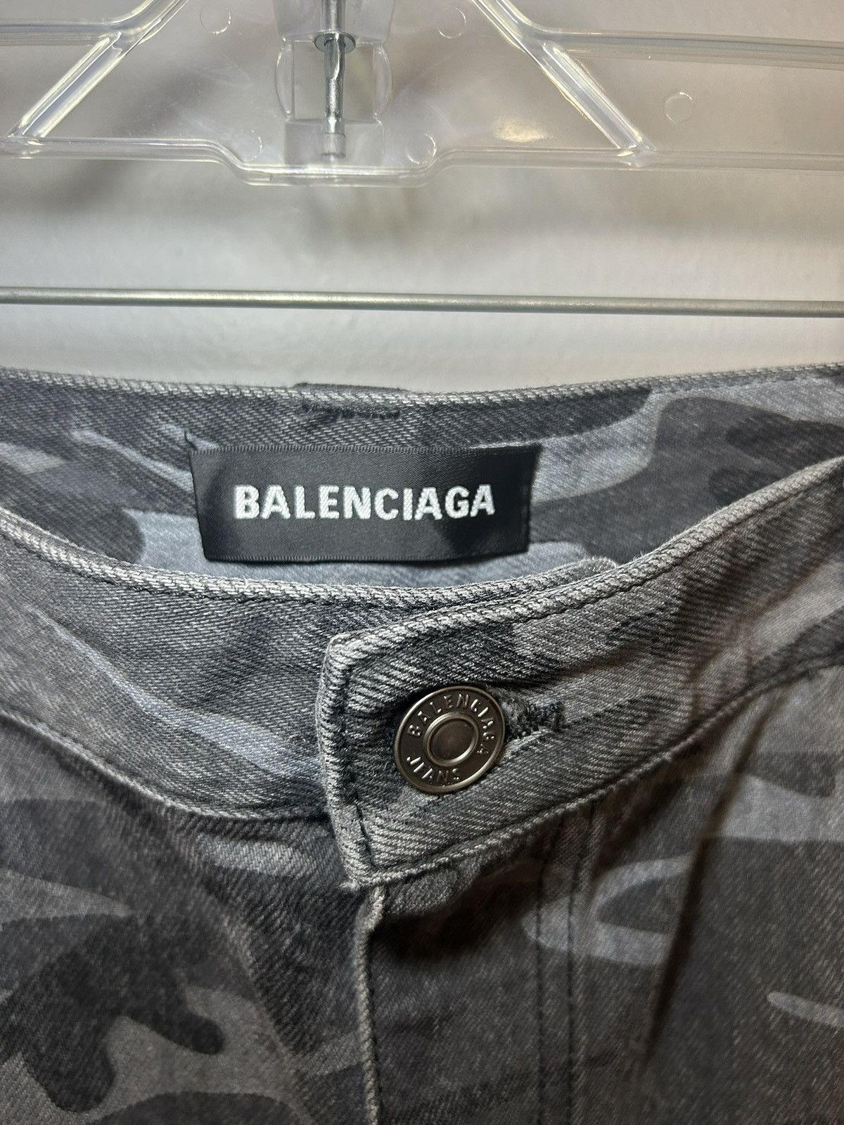 Balenciaga Balenciaga Japan Exclusive Russian Police’ Camo Denim Shorts Size US 33 - 3 Thumbnail