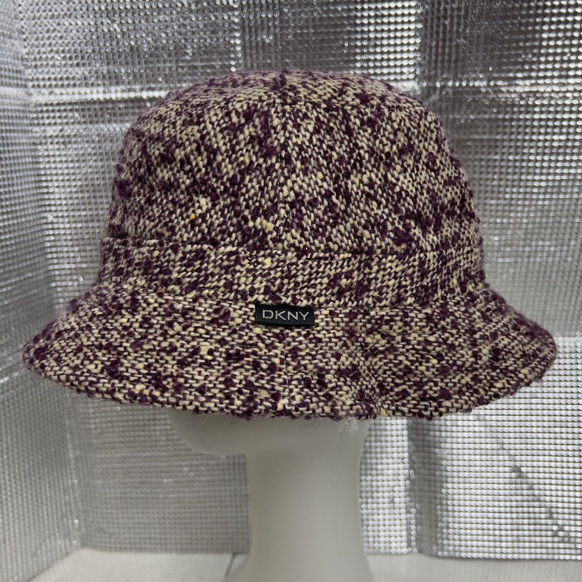 DKNY × Japanese Brand × Vintage DKNY Bucket Hat Size ONE SIZE - 1 Thumbnail