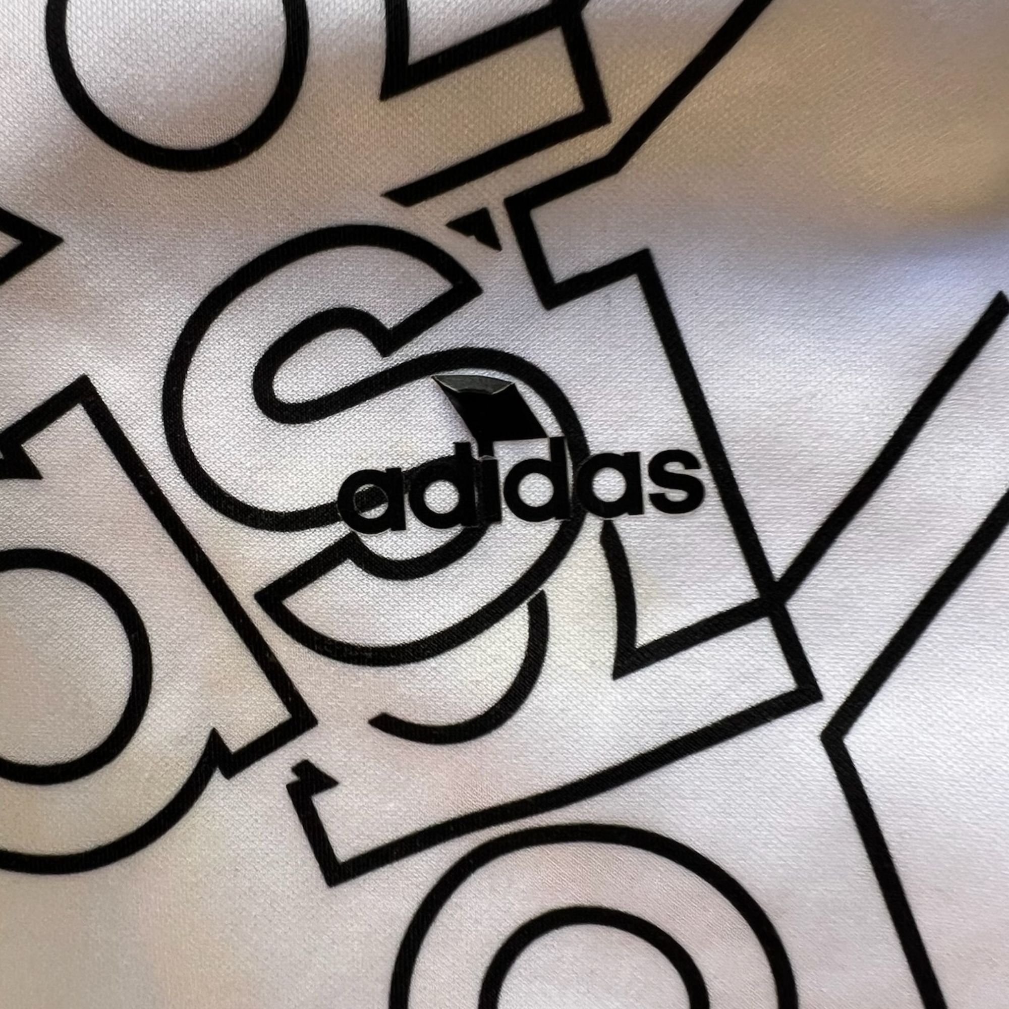 Adidas Adidas Boys Pullover Hoodie M (10/12) Black & White Graphic Size US M / EU 48-50 / 2 - 5 Thumbnail