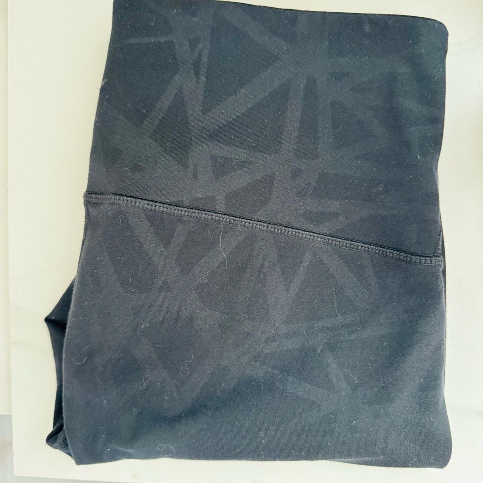 Old Navy OLD NAVY Blue Print $48 High Rise Crop Leggings Capri Gym L Size 32" / US 10 / IT 46 - 10 Thumbnail