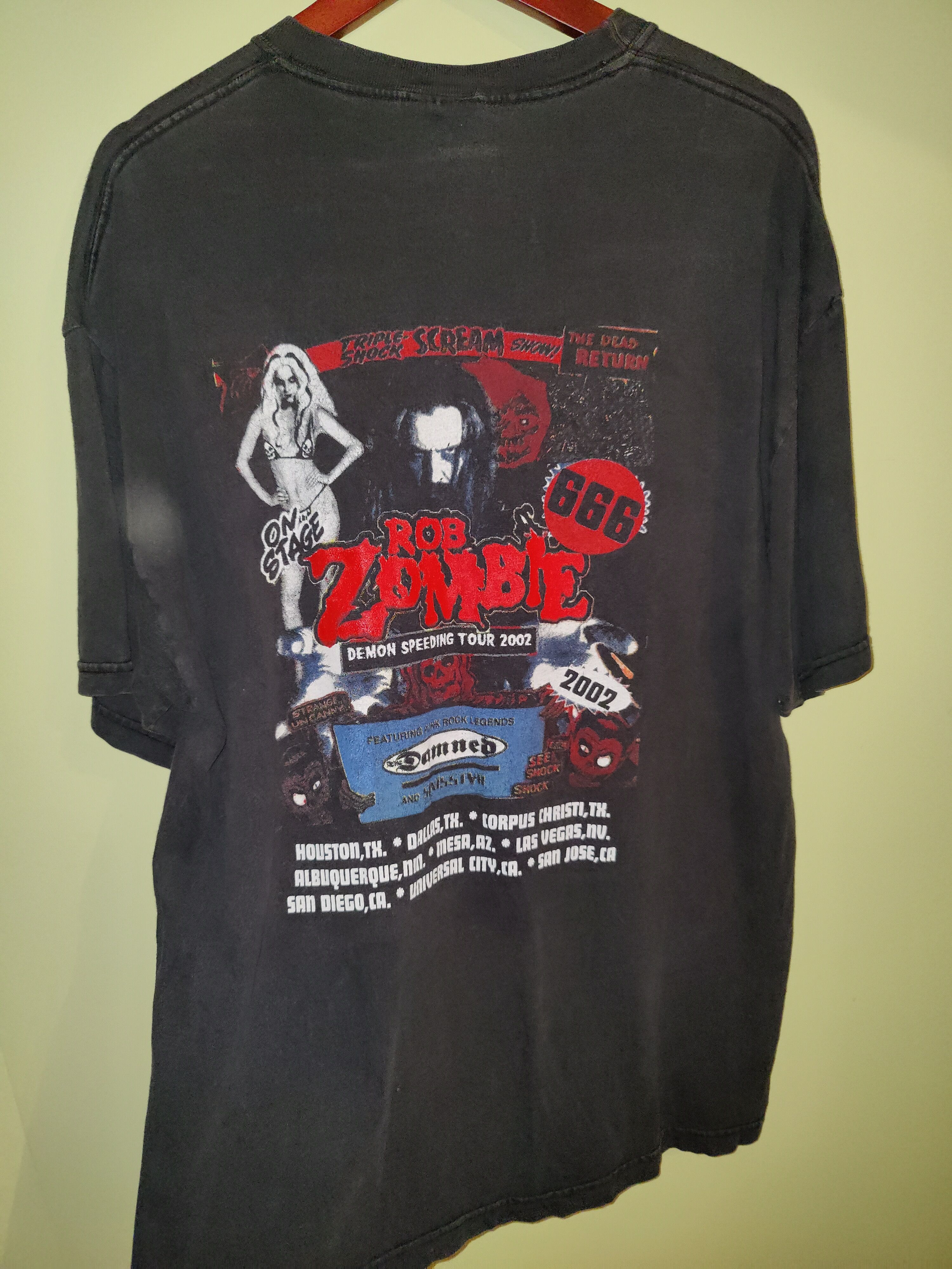 Band Tees Rob Zombie 2004 Official Tour Tshirt Black Size US XL / EU 56 / 4 - 4 Thumbnail