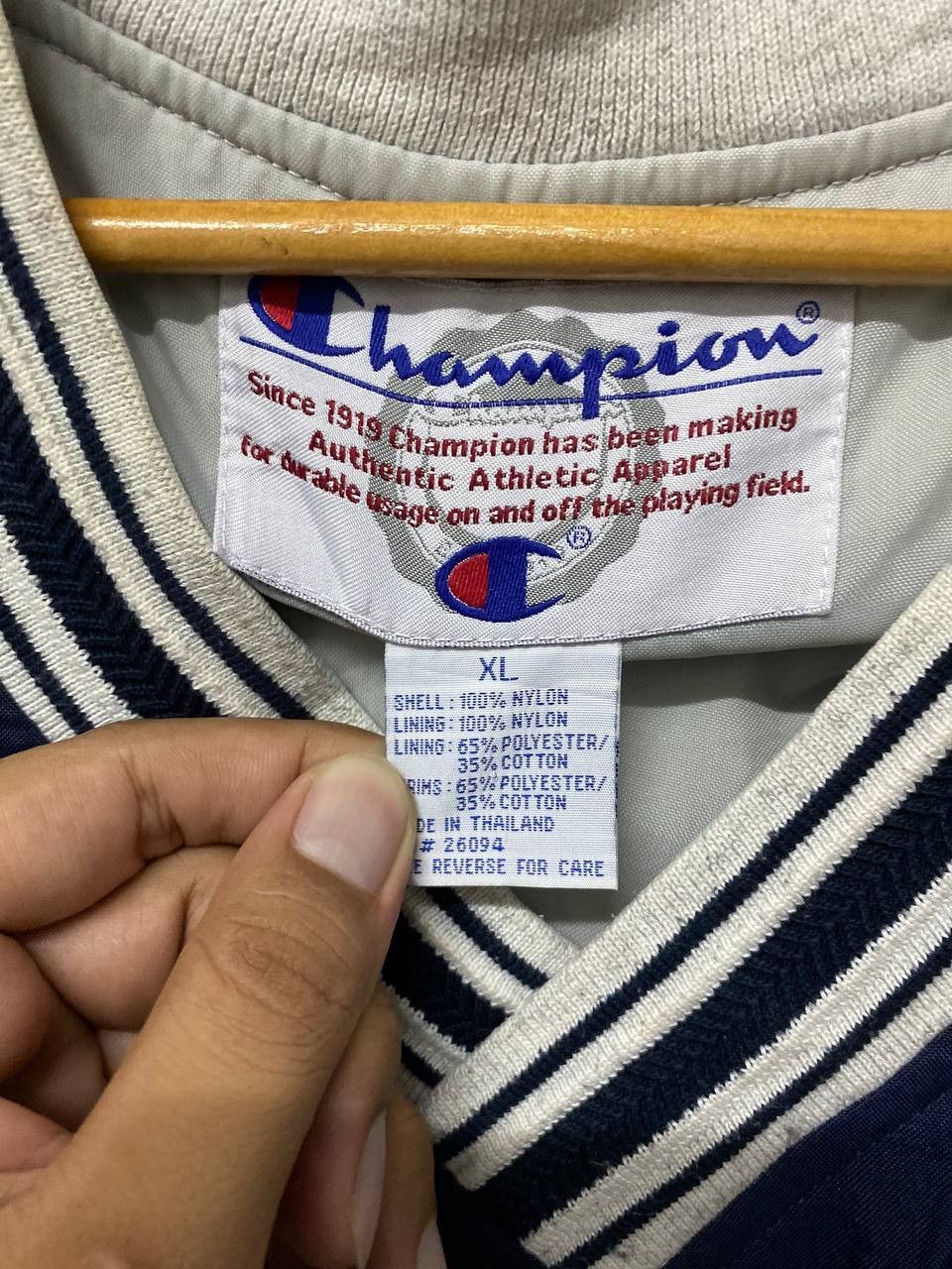 Champion vintage nfl dallas cowboys light jacket by champion Size US XL / EU 56 / 4 - 5 Thumbnail