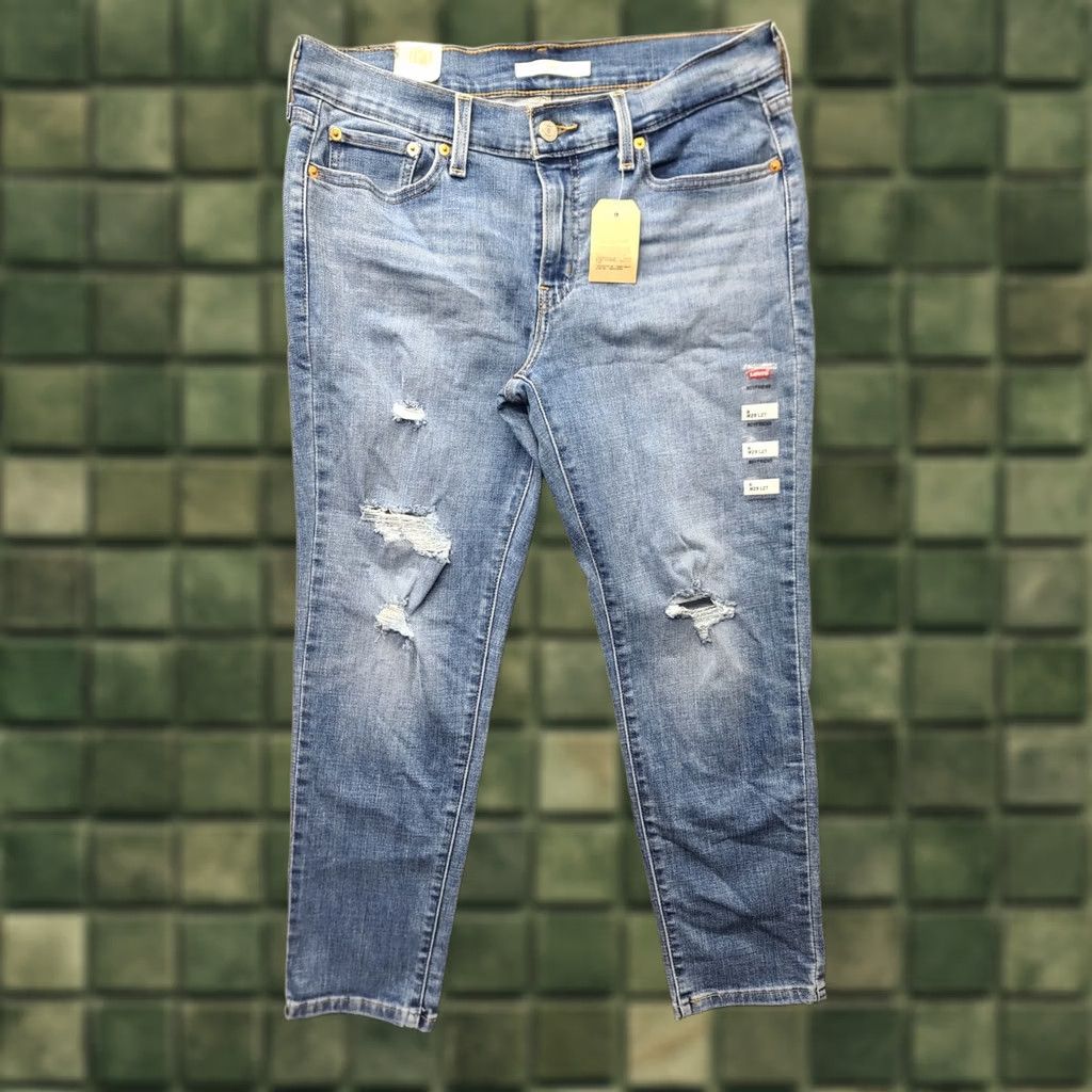 Levi's VINTAGE Levi's Jeans Womens 8 Boyfriend Relaxed Fit Mid Rise Tapered Leg Distressed Blue 5-Pocket Denim Clothing Womens Jeans Boys? Size 30" / US 8 / IT 44 - 1 Thumbnail