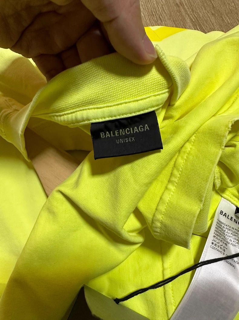 Balenciaga Balenciaga Tape Logo Short Sleeve T-Shirt Size US S / EU 44-46 / 1 - 7 Thumbnail