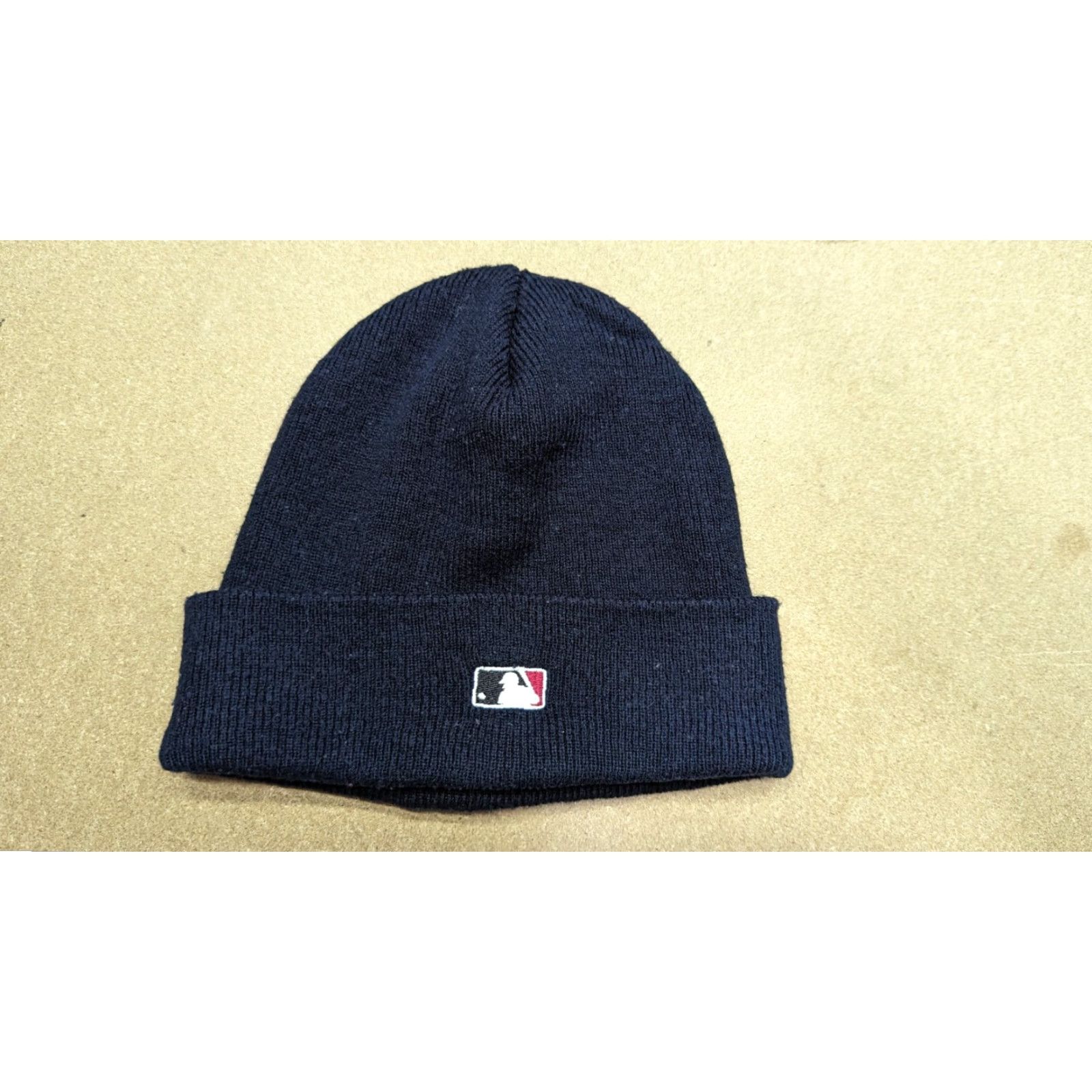 New Era VINTAGE New Era Black Yankees Beanie Hat Mens One Size MLB Embroider Size ONE SIZE - 3 Thumbnail