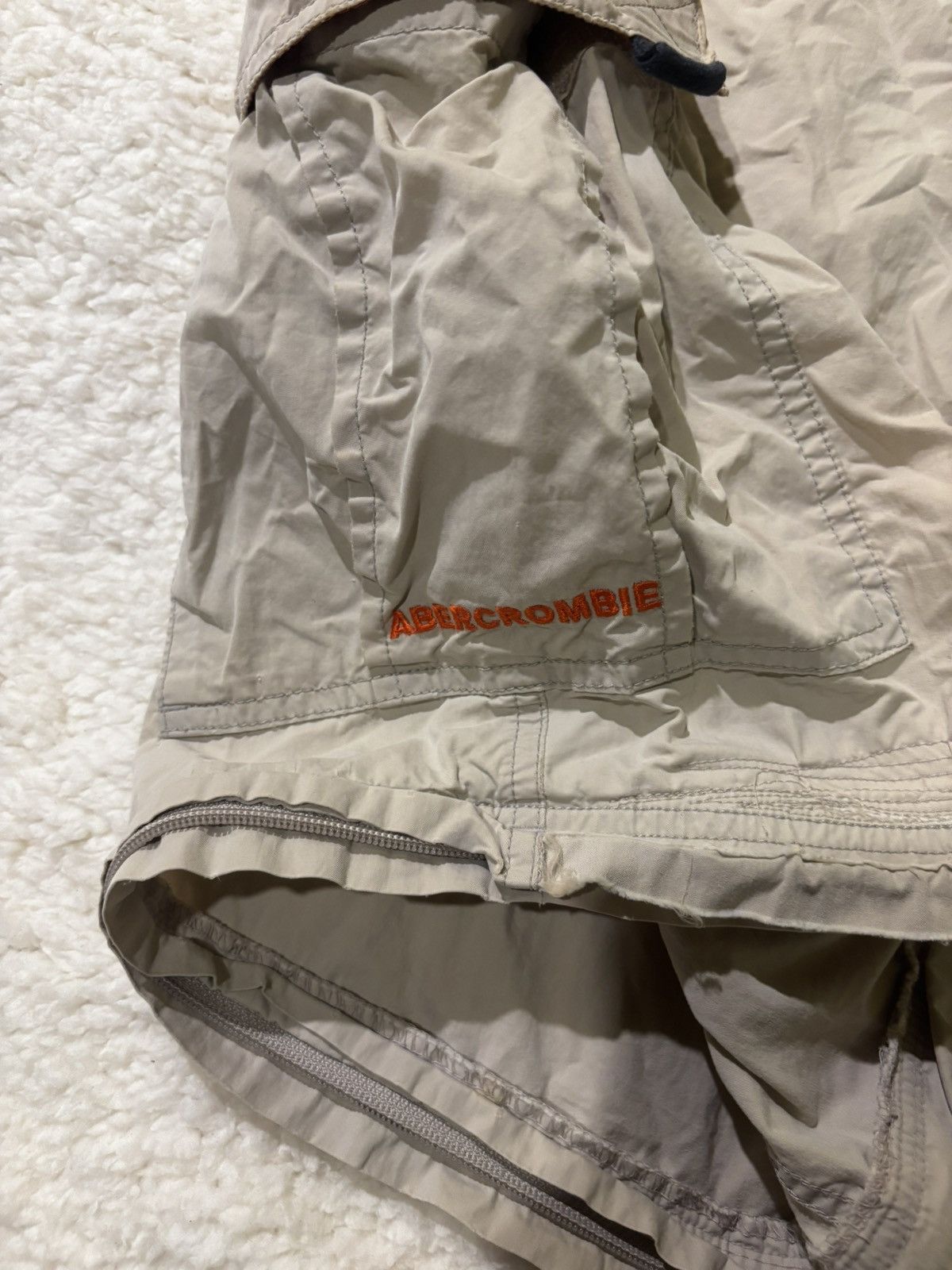 Abercrombie & Fitch Men’s vintage cargo shorts2226 Size US 33 - 7 Thumbnail
