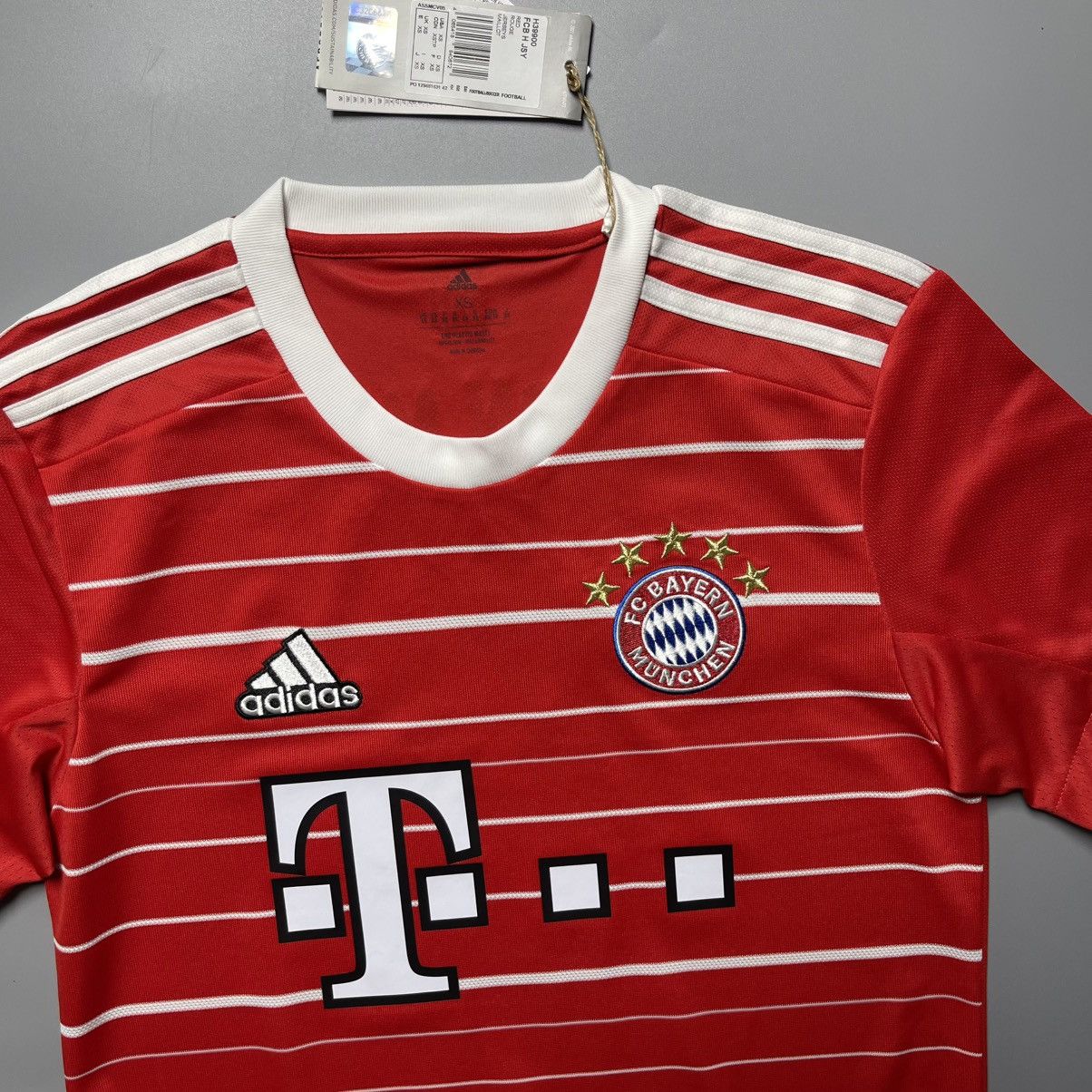 Adidas BAYERN ADIDAS 2022/2023 FOOTBALL SOCCER HOME JERSEY Size US XS / EU 42 / 0 - 2 Thumbnail