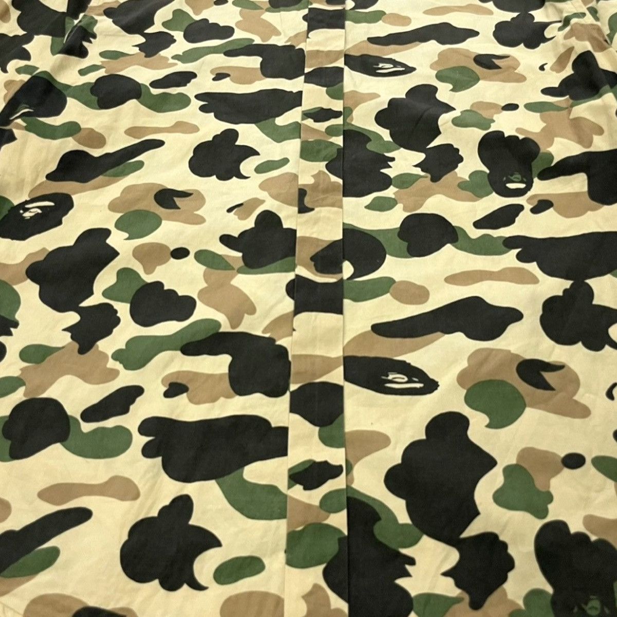 Bape A Bathing Ape Camo Button-up L/S Shirt Size US M / EU 48-50 / 2 - 5 Thumbnail