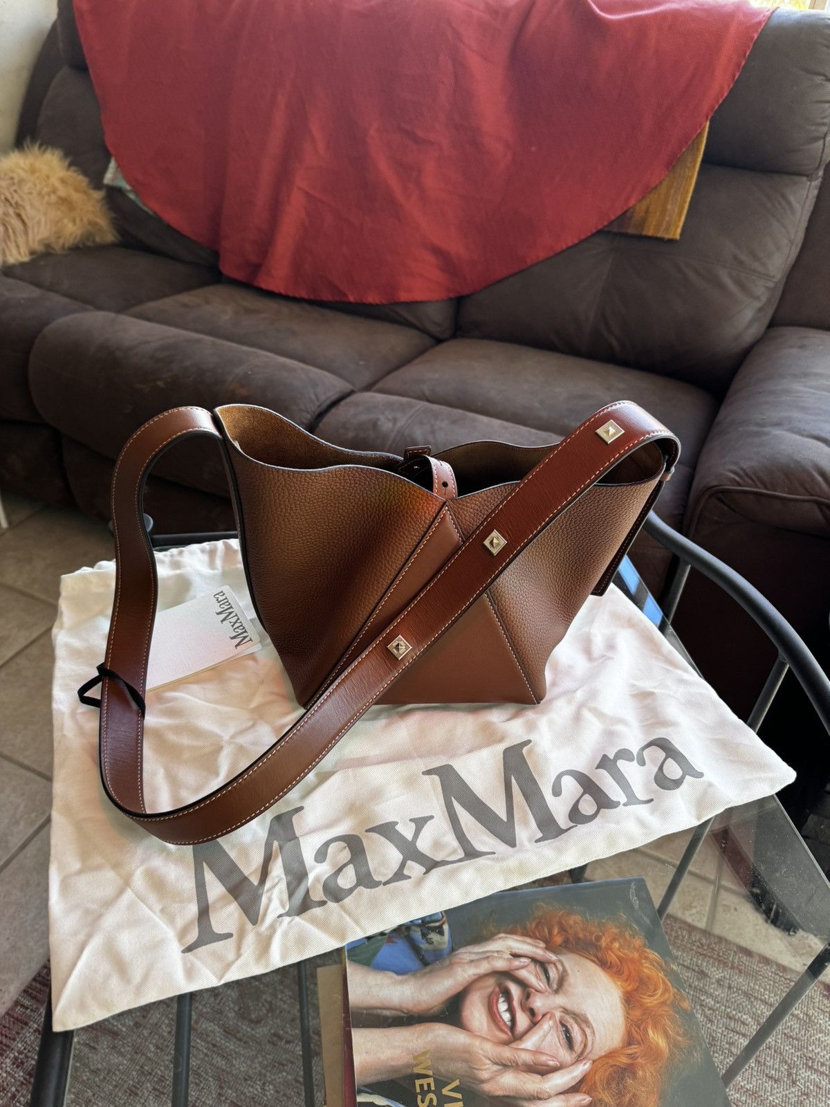 Max Mara Max Mara Small Deer Print Leather Bucket Bag Size ONE SIZE - 10 Thumbnail