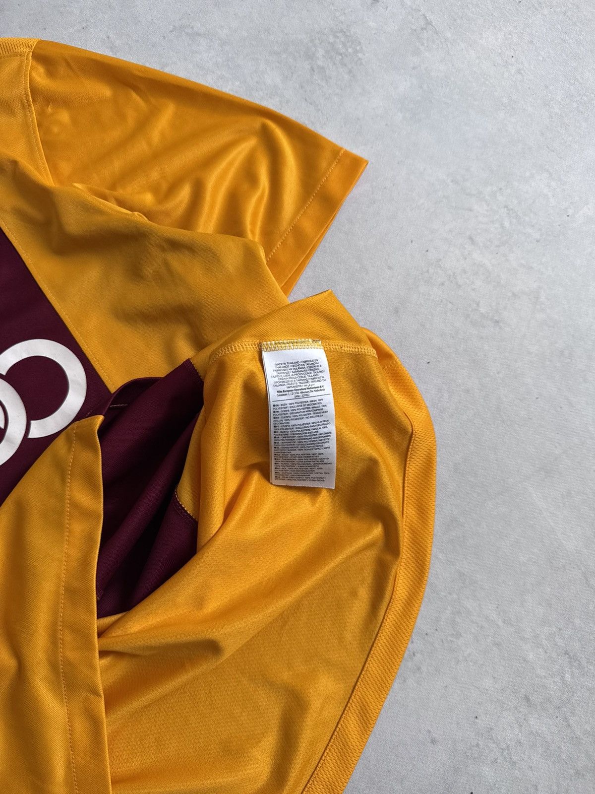 Nike Nike Bradford City 2013-14 Home Football Soccer Jersey Y2K Size US XL / EU 56 / 4 - 8 Thumbnail