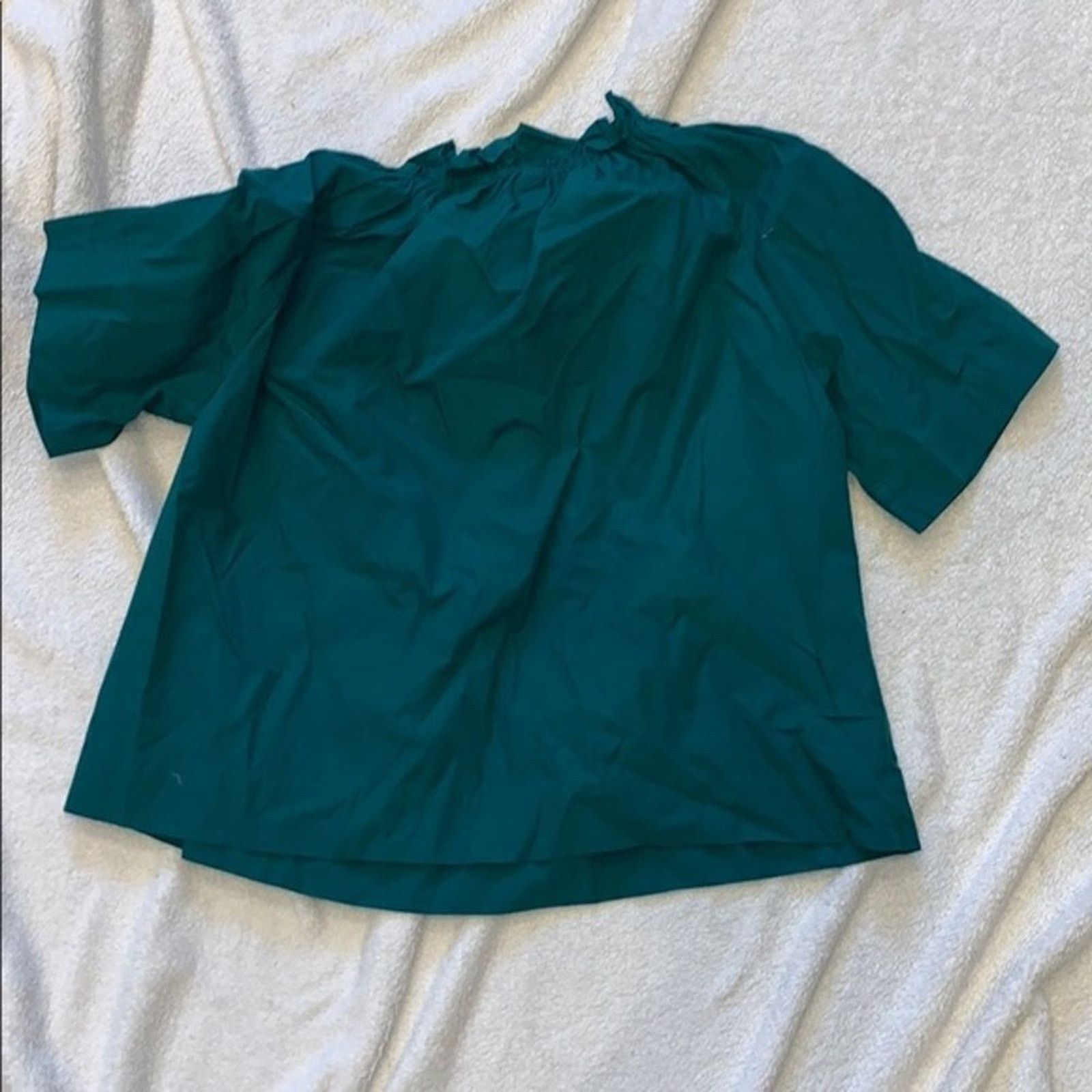 Uniqlo Uniqlo Kelly Green Rouched Off-Shoulder Blouse | Sz S Size S / US 4 / IT 40 - 5 Thumbnail