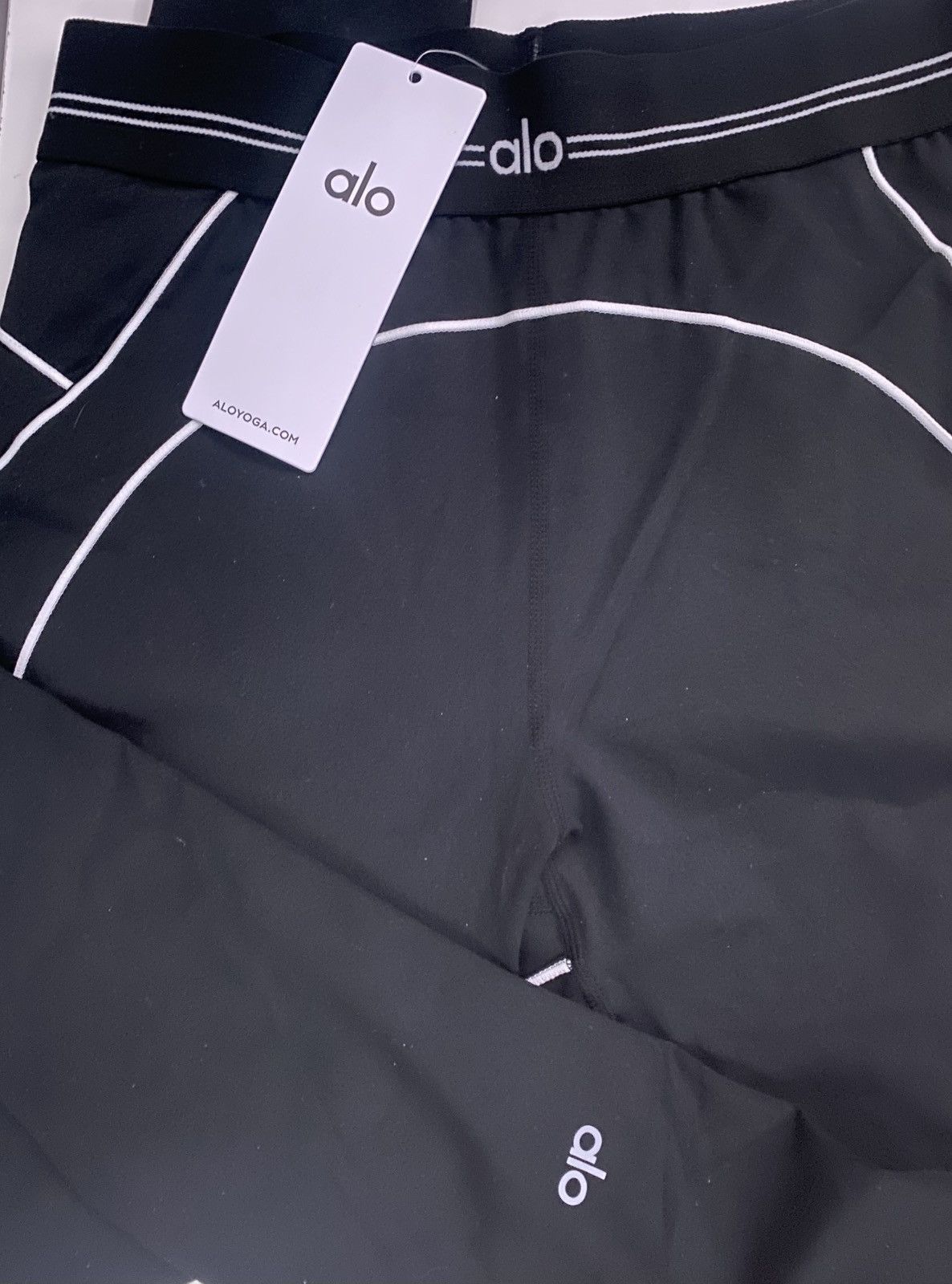 Alo Yoga Alo High-Waist heart throb leggings Size 30" / US 8 / IT 44 - 5 Thumbnail
