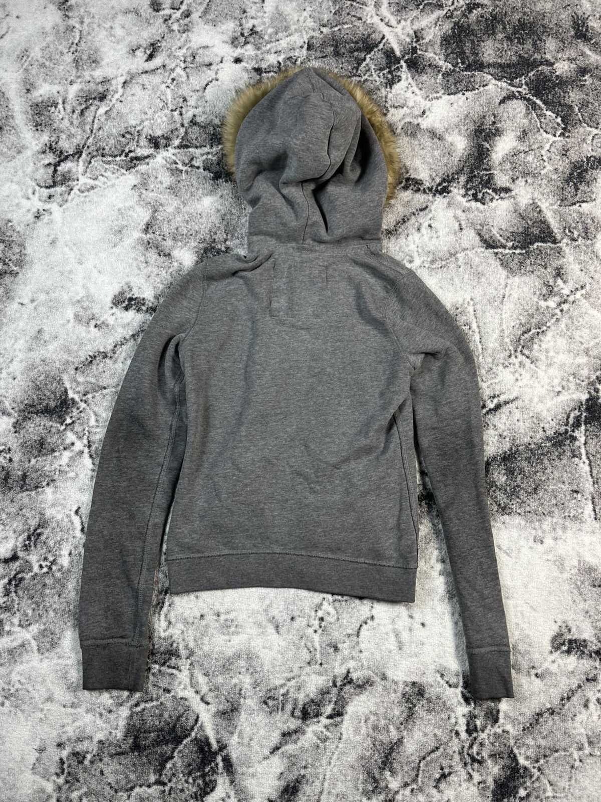 Hollister Hollister Y2K Fur Hoodie Grey Womens XS Fits S Size XS / US 0-2 / IT 36-38 - 10 Thumbnail