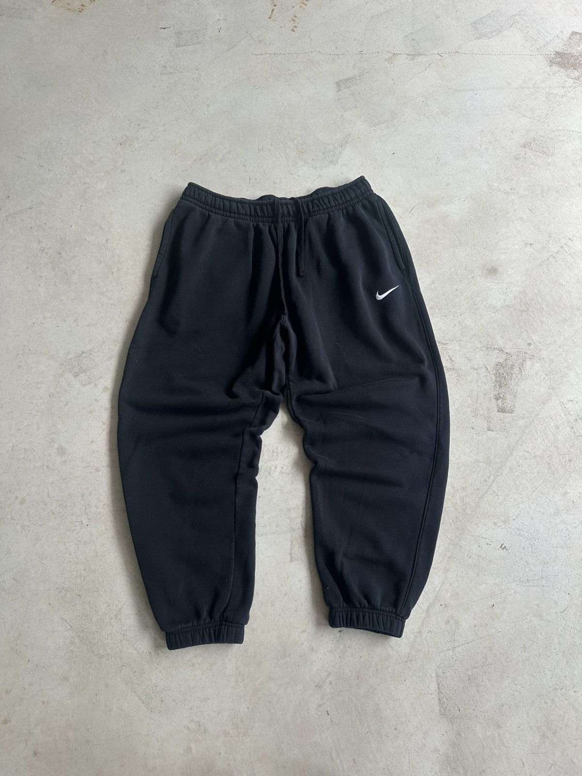 Nike Black Nike Sweatpants Size US 34 / EU 50 - 1 Thumbnail