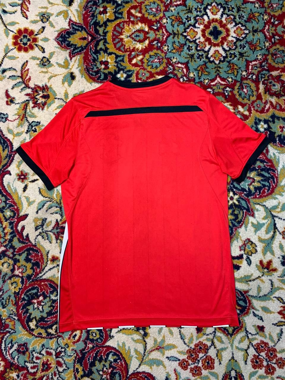 Under Armour SOUTHAMPTON ENGLAND 2017/2018 HOME FOOTBALL SHIRT JERSEY Size US L / EU 52-54 / 3 - 2 Thumbnail