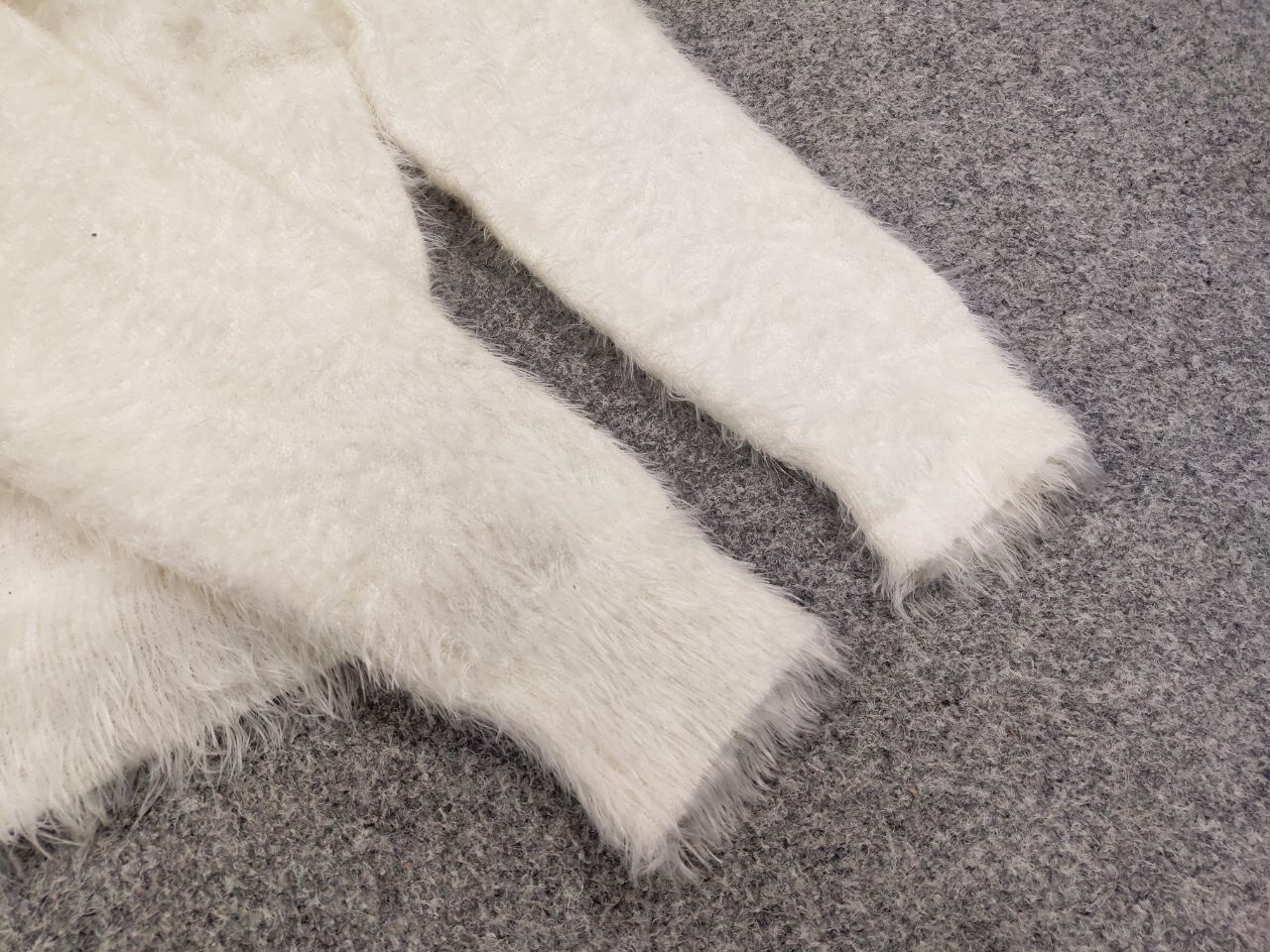 Japanese Brand Vintage Japanese Design Mohair Style fuzzy Sweater Y2K Style Size US M / EU 48-50 / 2 - 13 Thumbnail