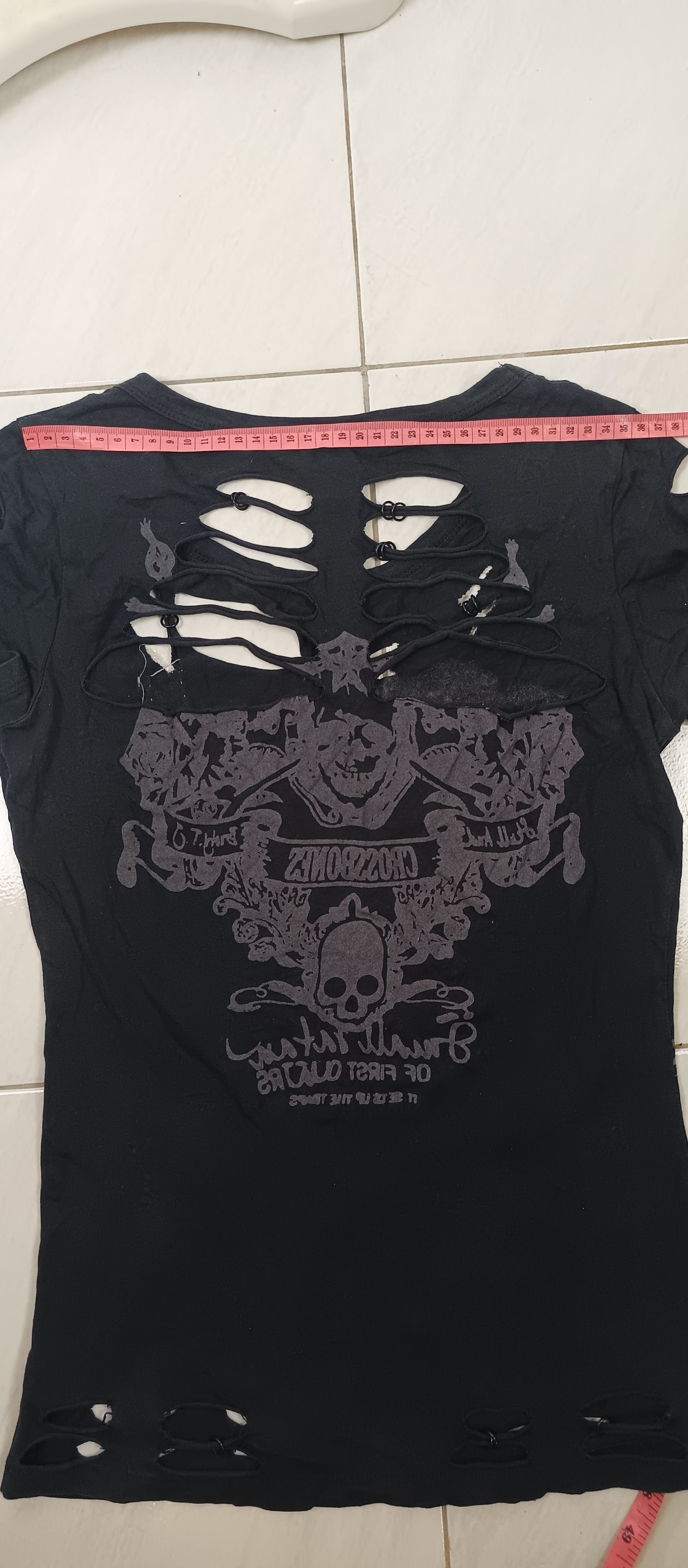 Vintage Crossbonez Distressed Skull Short Sleeve Strict TShirt Size M / US 6-8 / IT 42-44 - 5 Thumbnail