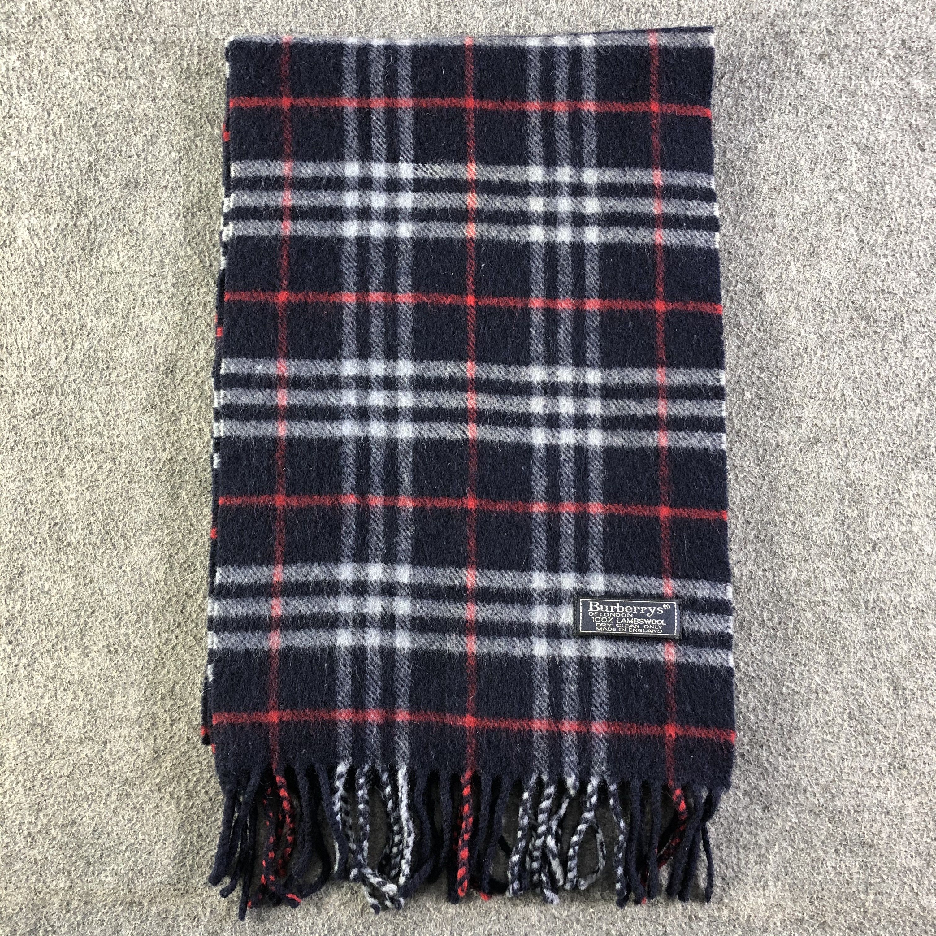 Burberry Burberry Scarf / Muffler / Neckwear P600 Size ONE SIZE - 4 Thumbnail