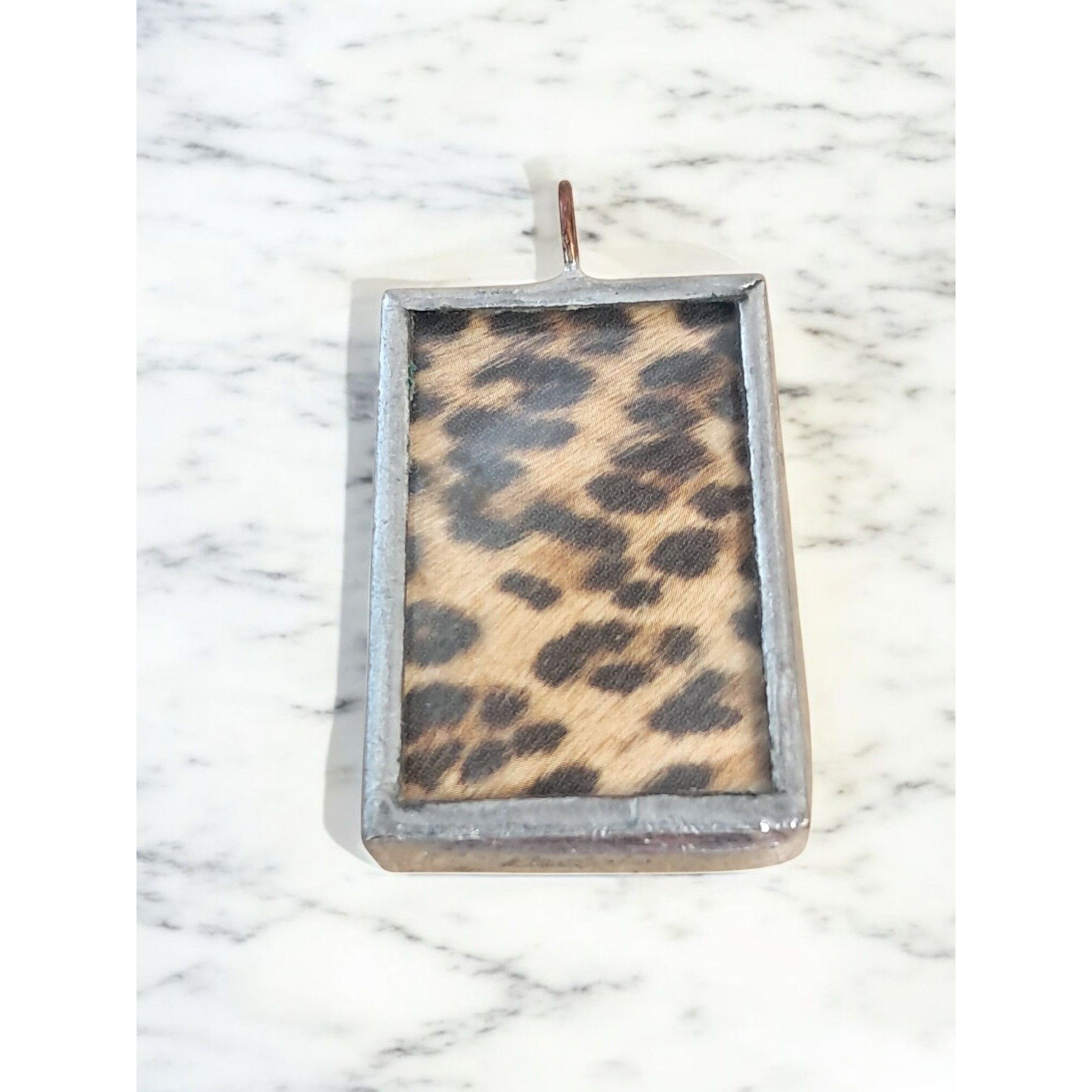 Other Reversible Stained Glass Pendant – Heart & Leopard Print Size ONE SIZE - 2 Thumbnail