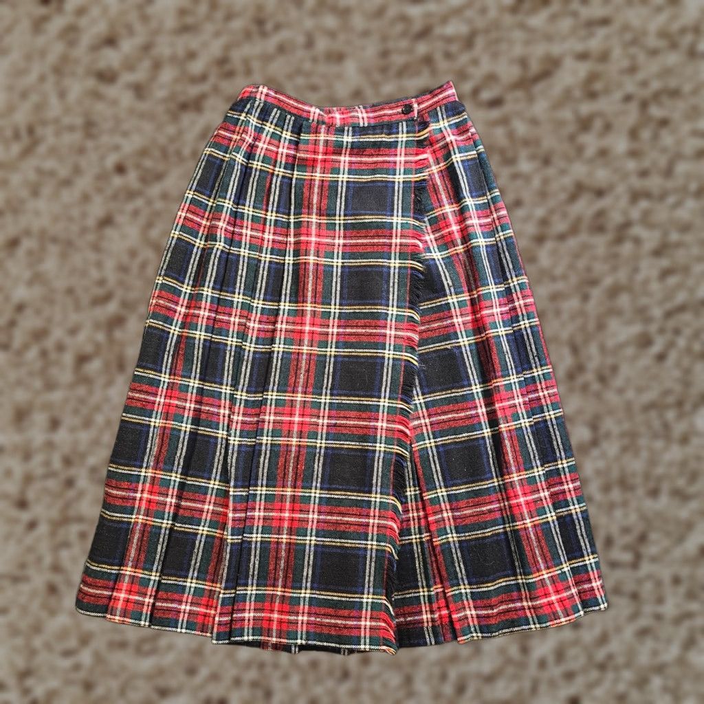 Vintage Vintage Skirt Womens Small Red Plaid Tartan Wool Wrap Midi Pleated Accents Size 28" / US 6 / IT 42 - 1 Thumbnail