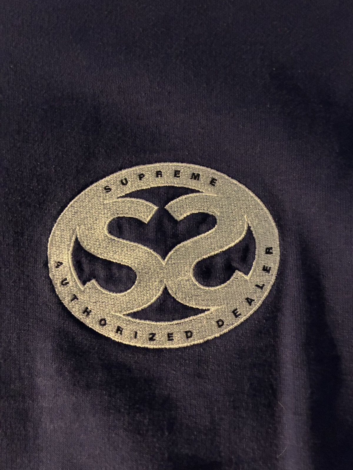 Double-S Crest crewneck