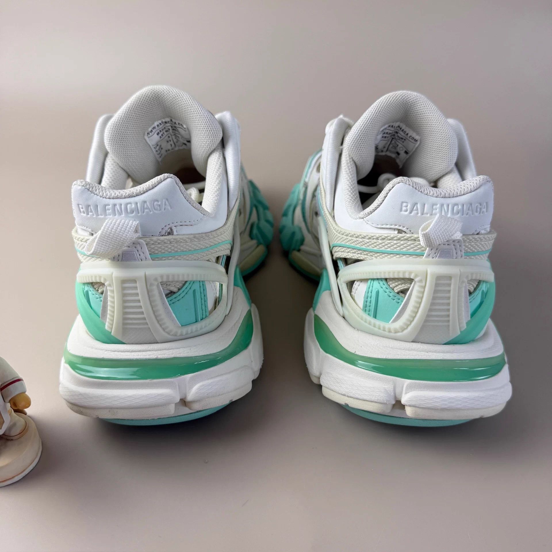 Balenciaga Balenciaga Track 2.0 White Green 37 99 New Sneakers Size US 6 / IT 36 - 3 Thumbnail