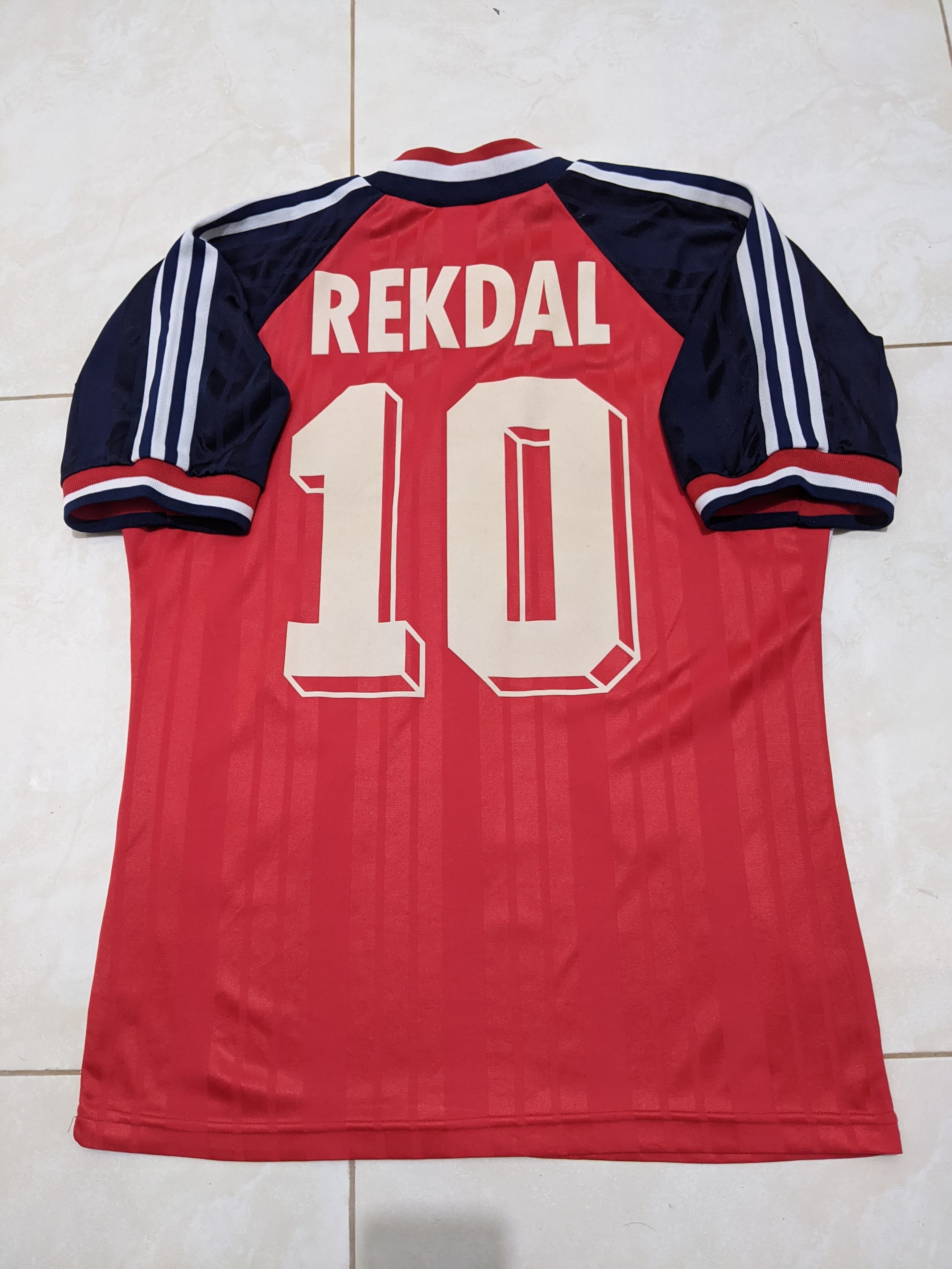 Adidas Norwegia home world cup 1994 rekdal Jersey football shirt Size US M / EU 48-50 / 2 - 2 Thumbnail