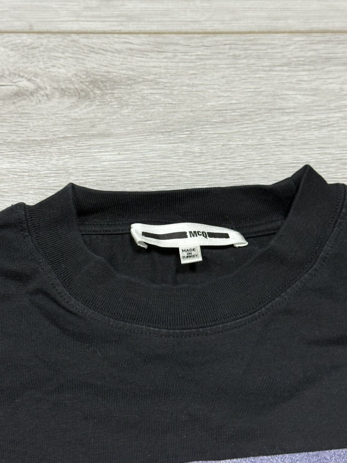 McQ Alexander McQueen Alexander McQueen McQ RARE hand with flower tee shirt Size US M / EU 48-50 / 2 - 5 Thumbnail